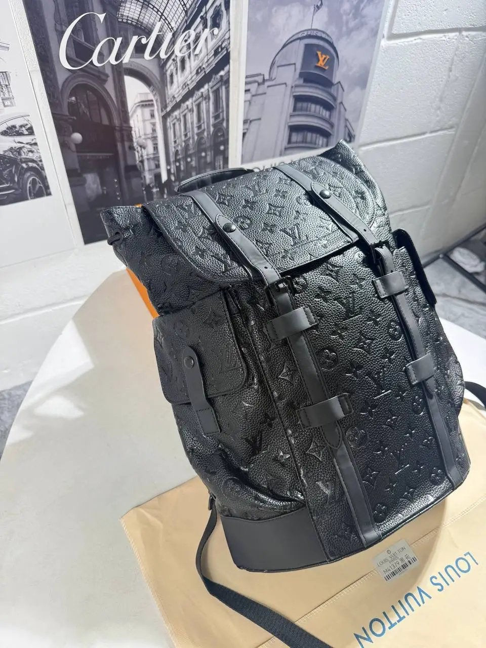 LVE BLACK LOGO BACKPACK