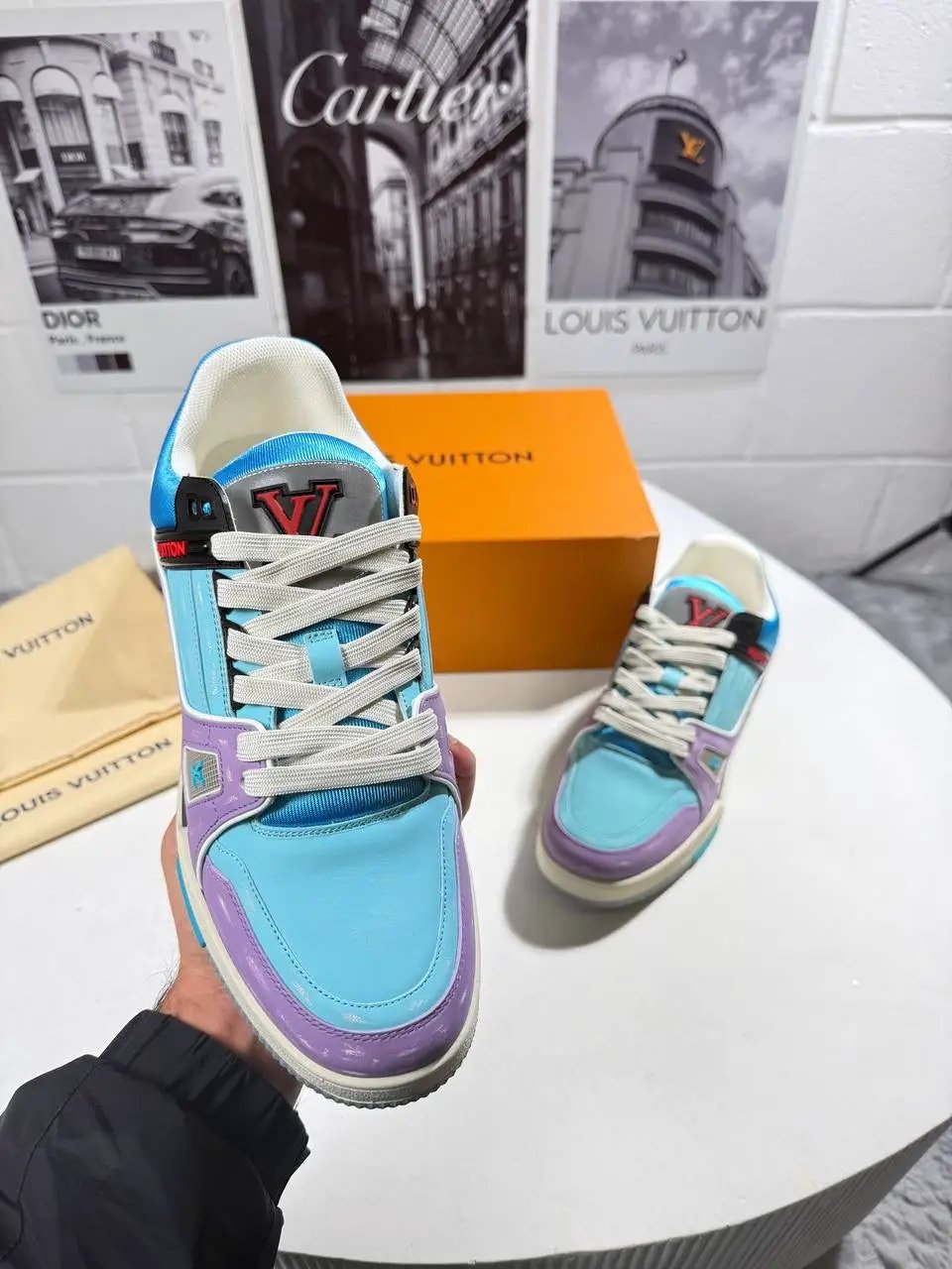 LVE TRAINERS by Stock supplier