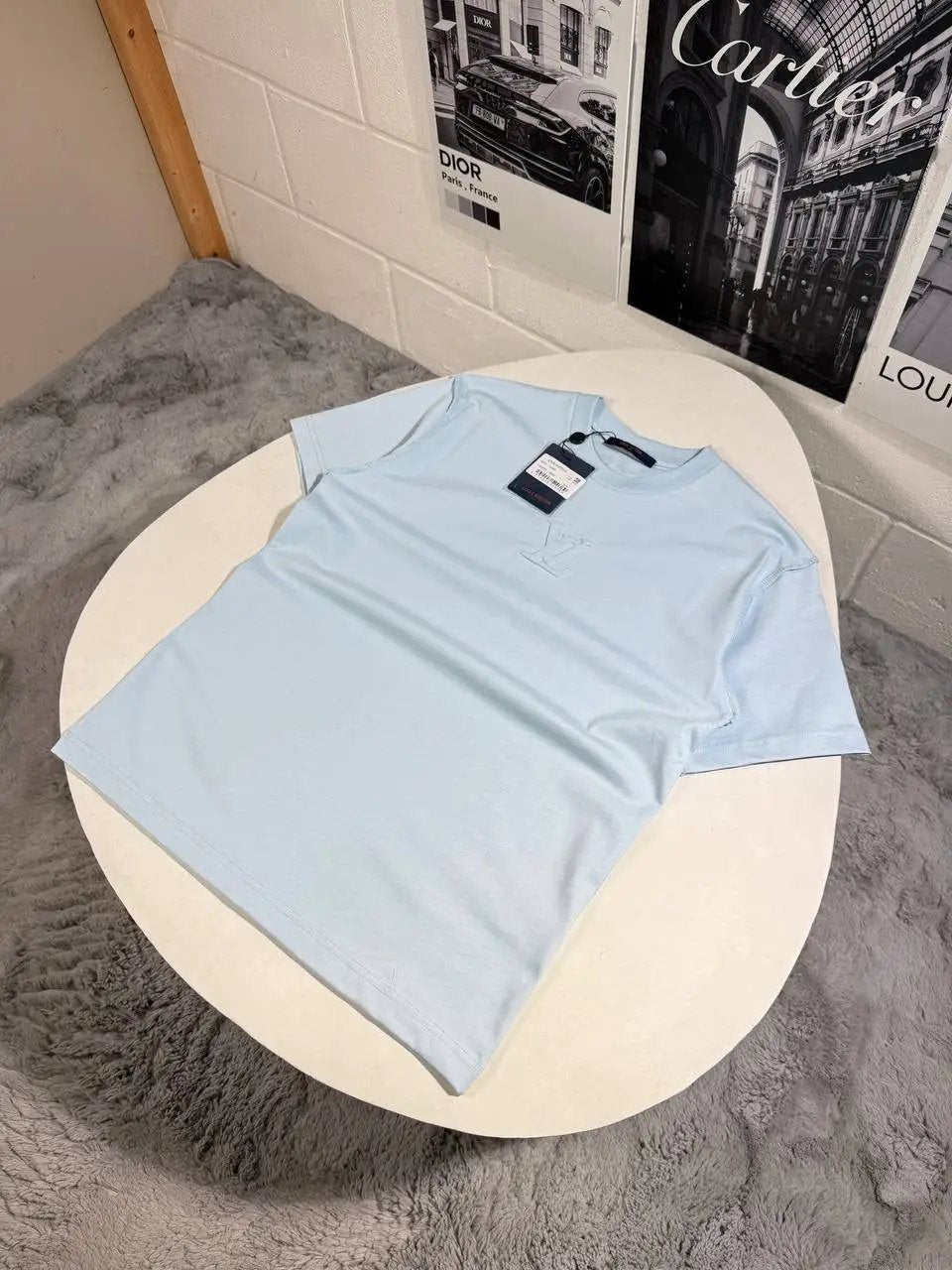 LVE LOGO TSHIRT BABYBLUE by Stock supplier