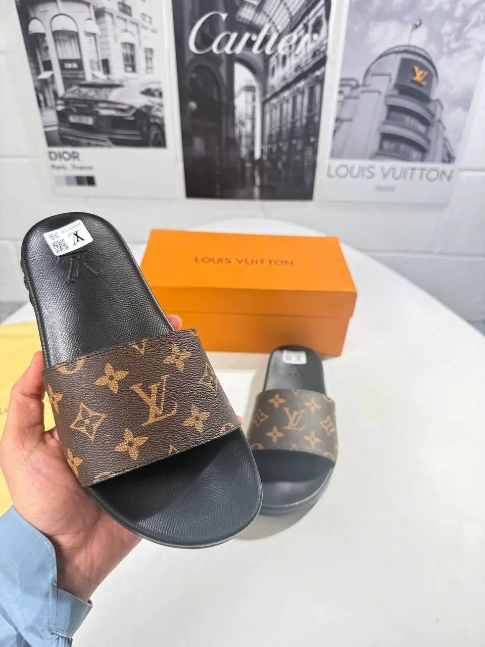LVE SLIDERS BROWN by Stock supplier