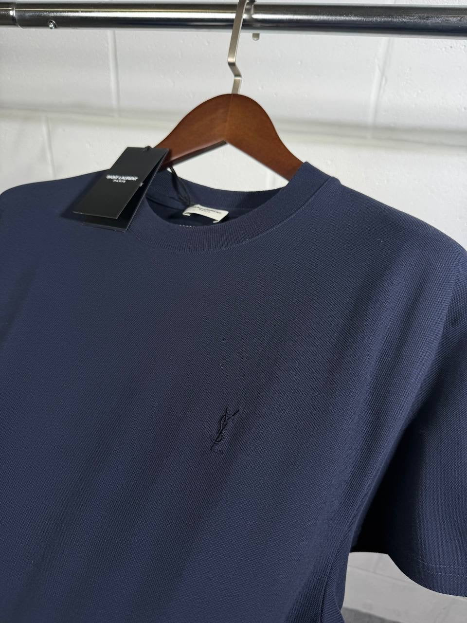 T-shirt bleu marine YSL