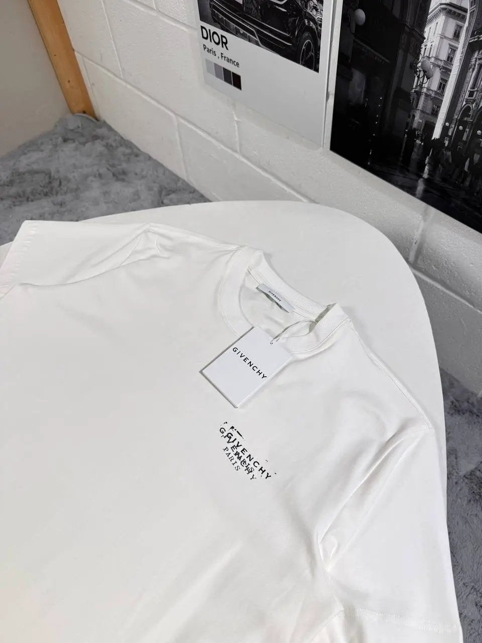GVNCY T SHIRT WHITE by Stock supplier