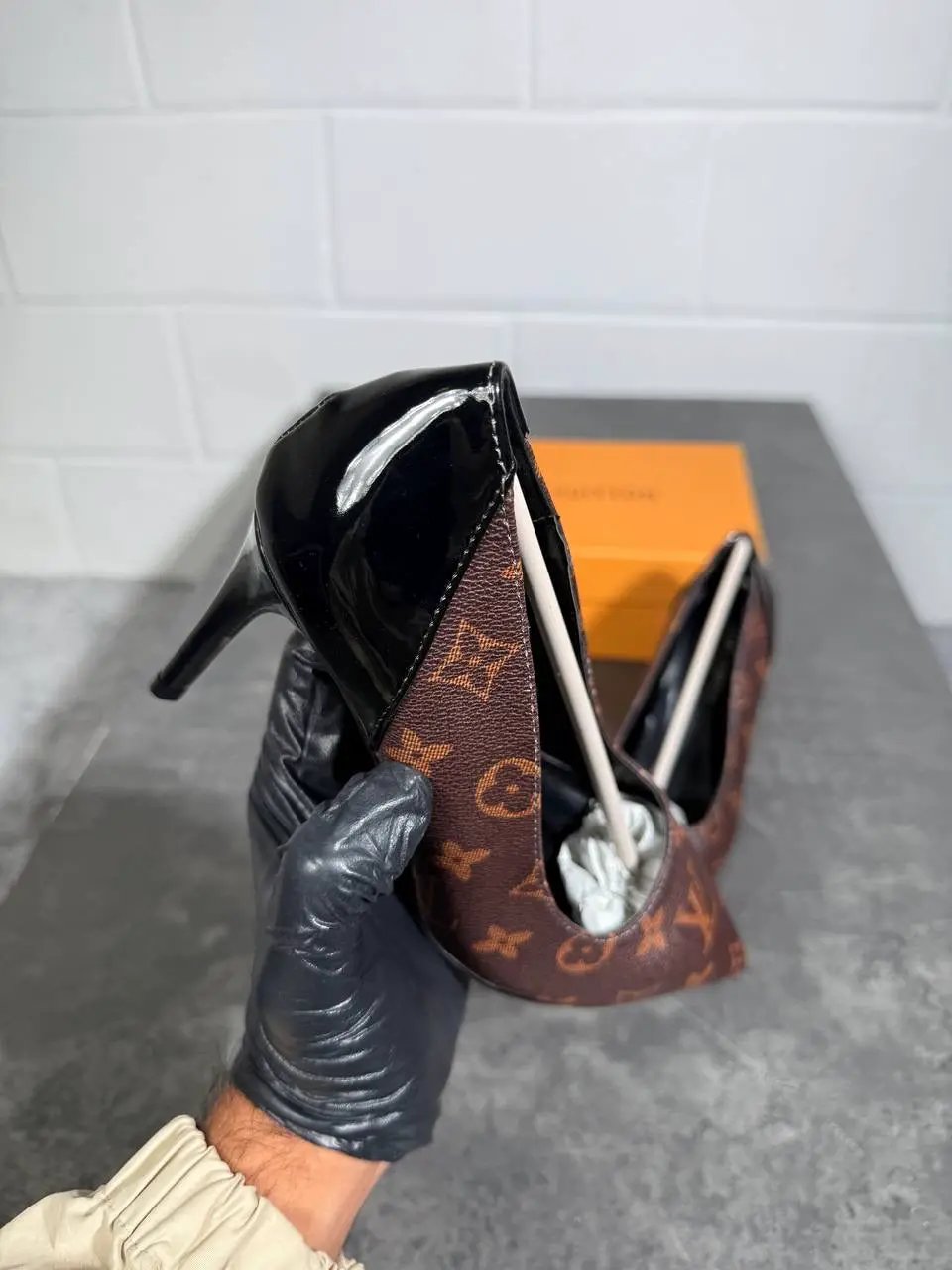 LVE MONOGRAM HEELS by Stock supplier