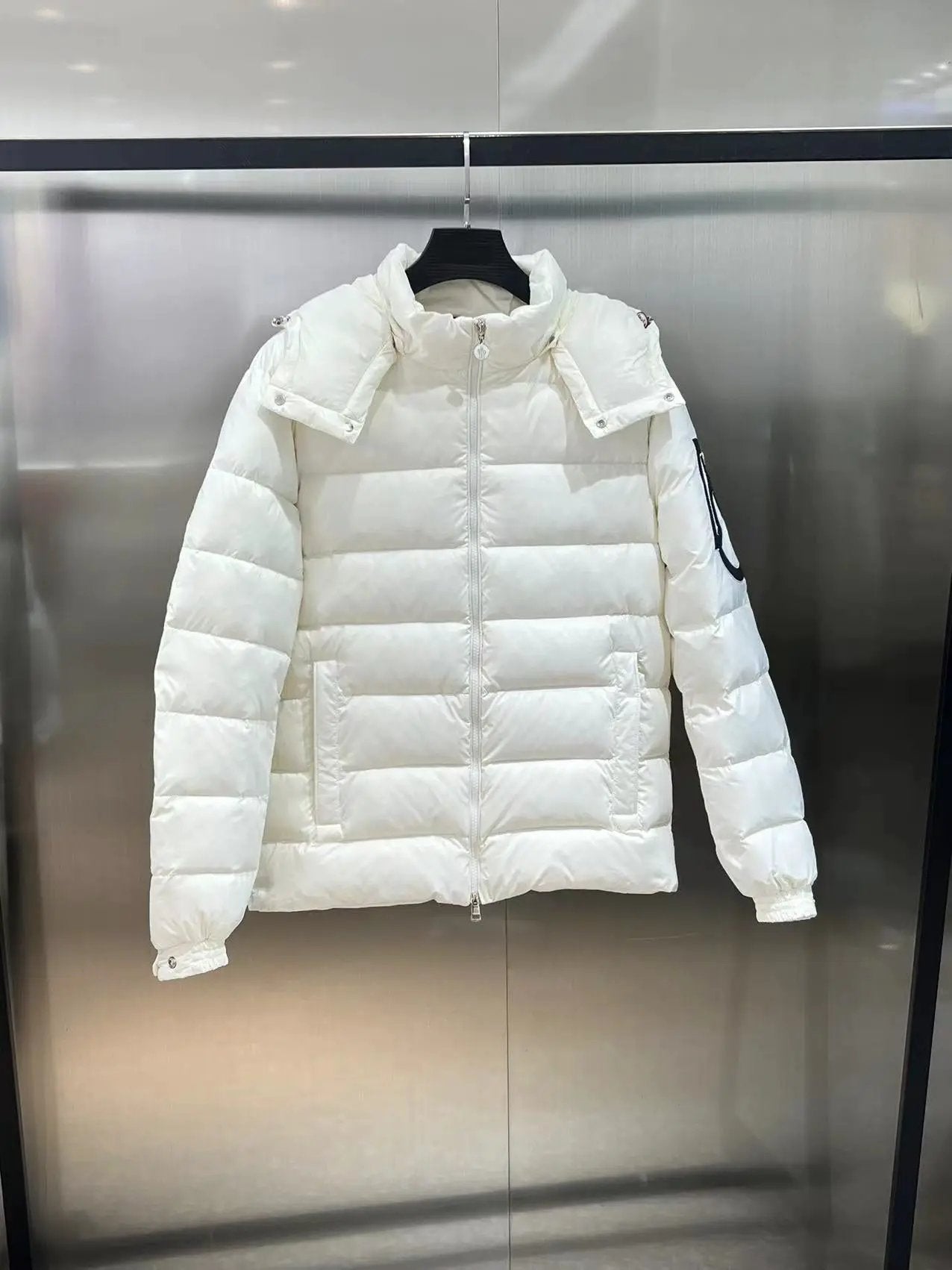 MNCLR PUFFER (pre-order) by Stock supplier