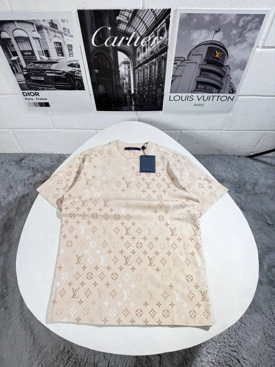 LVE MONOGRAM TSHIRT by Stock supplier