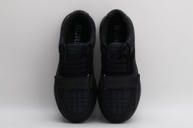 BURB TRAINERS BLACK (pre-order)