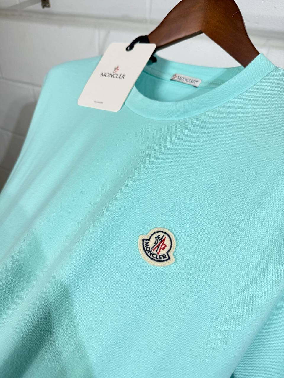MNCLR BABYBLUE TEE