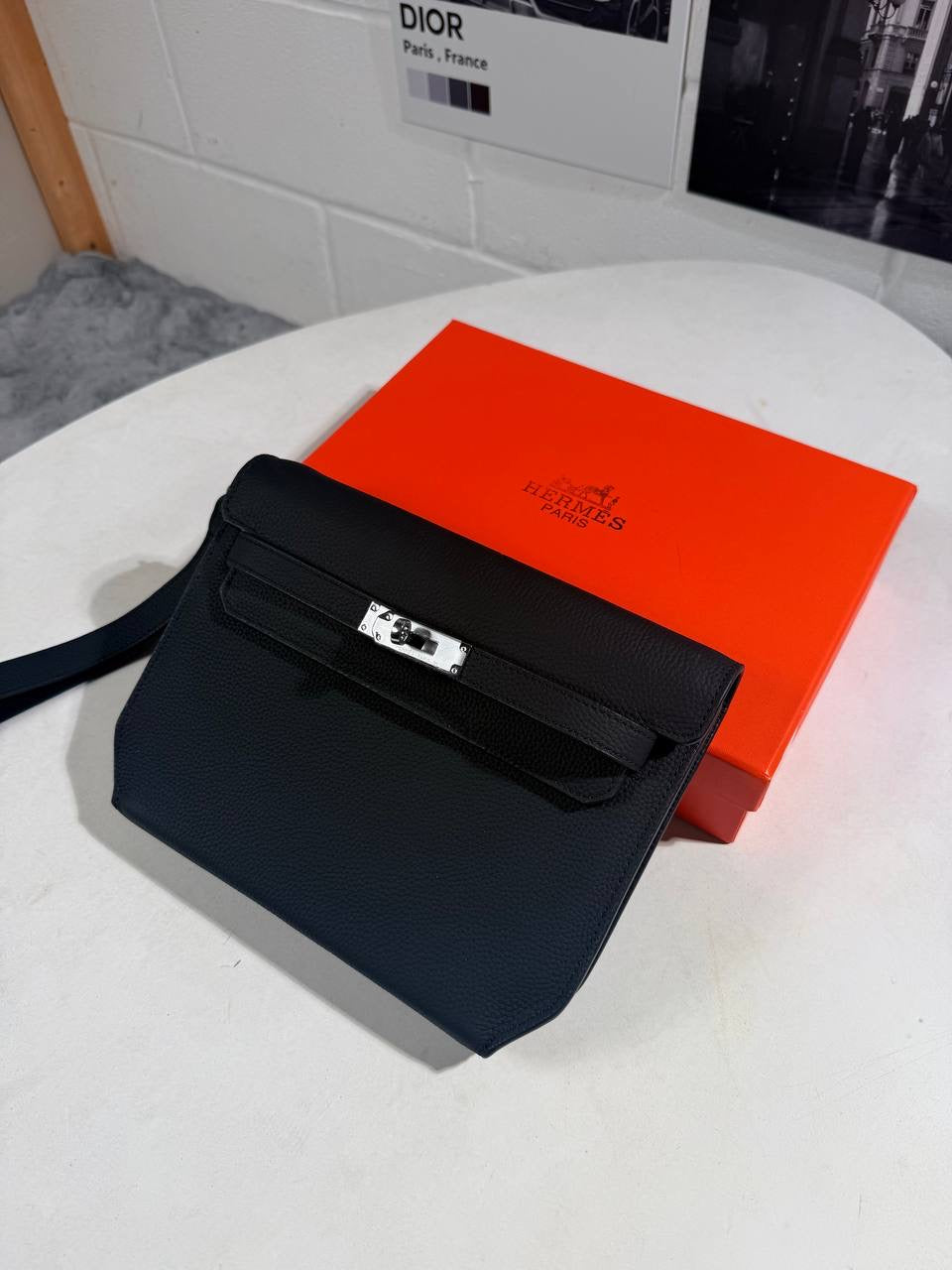 HRMS LEATHER BAG