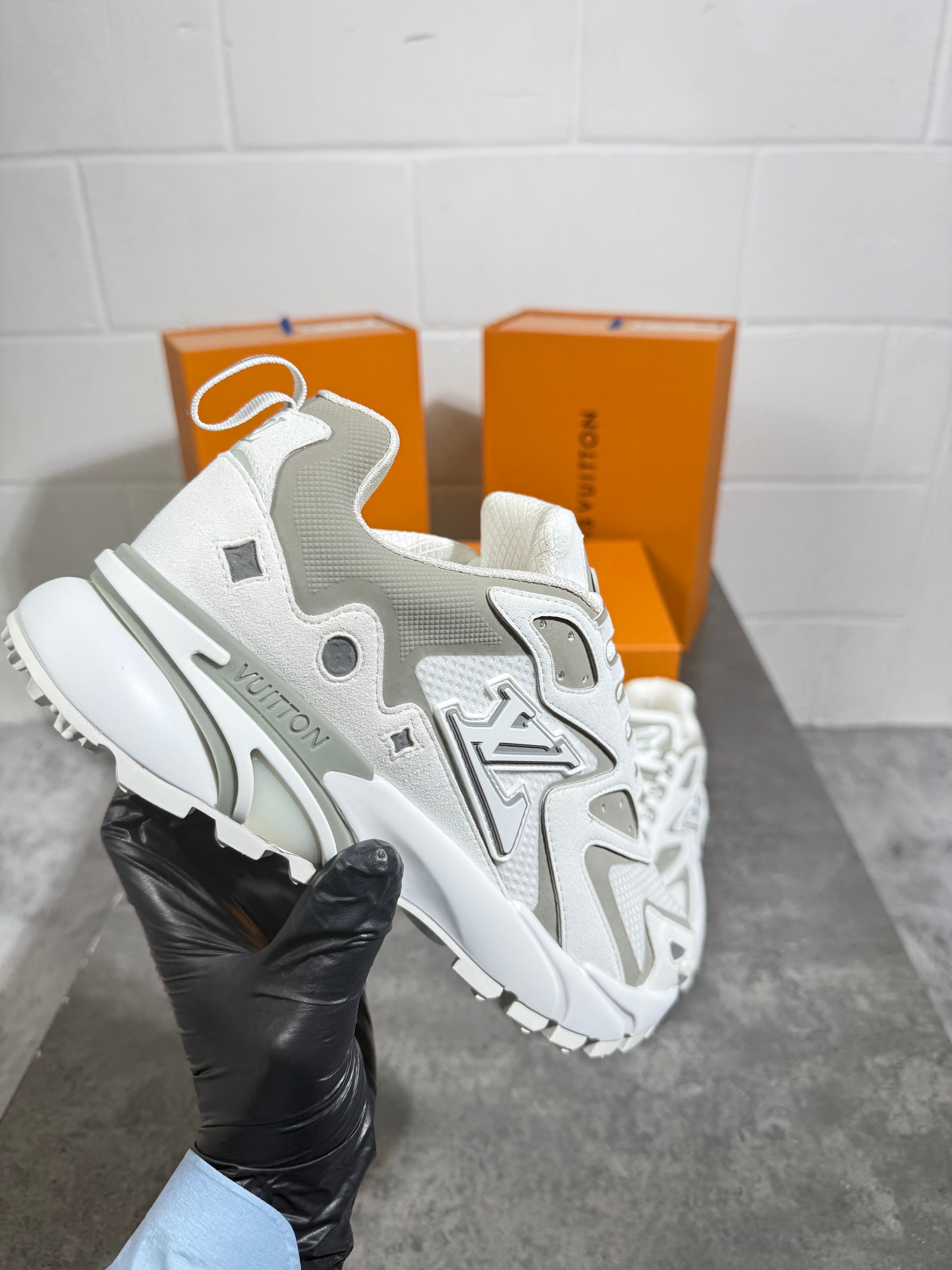 LVE tactics full white
