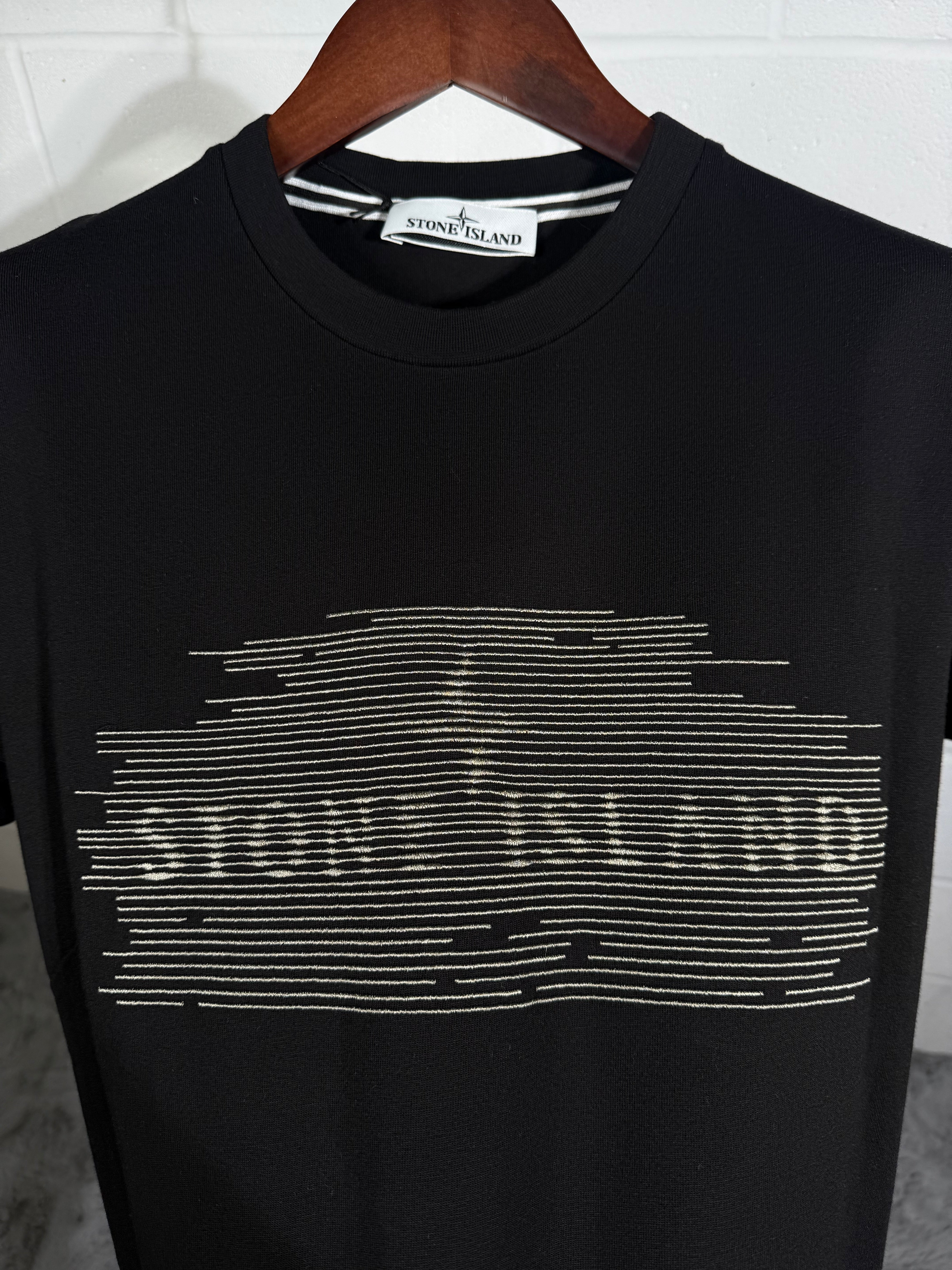 SI TEE BLACK