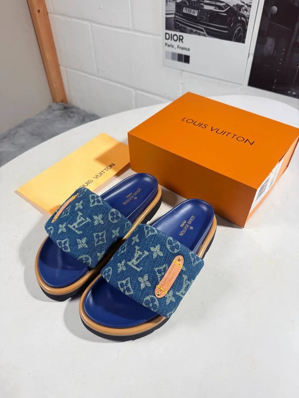 LVE SLIDES WOMEN BLUE