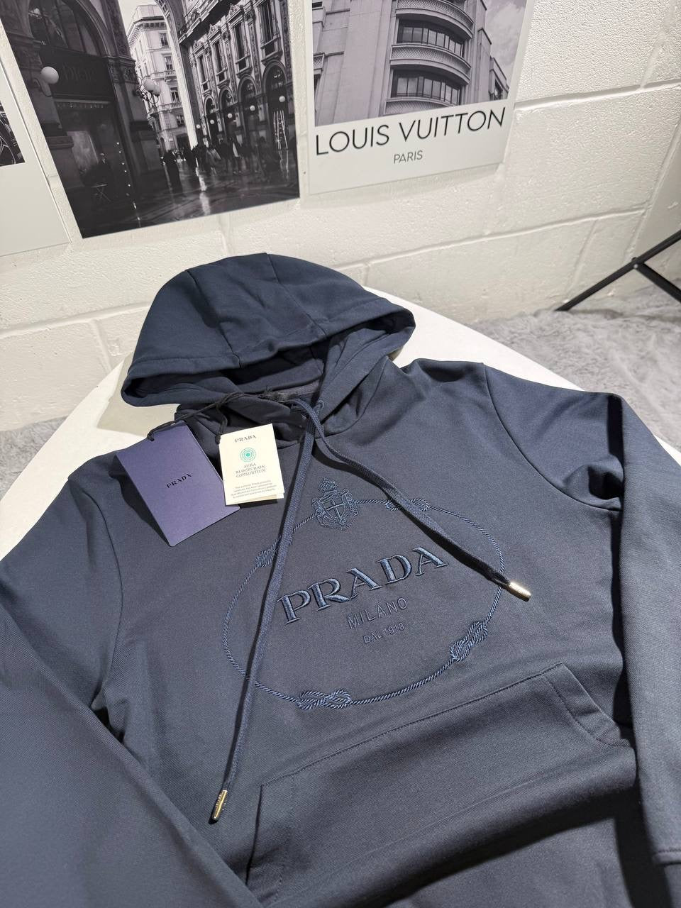 RADA EMBOSSED LOGO HOODIE