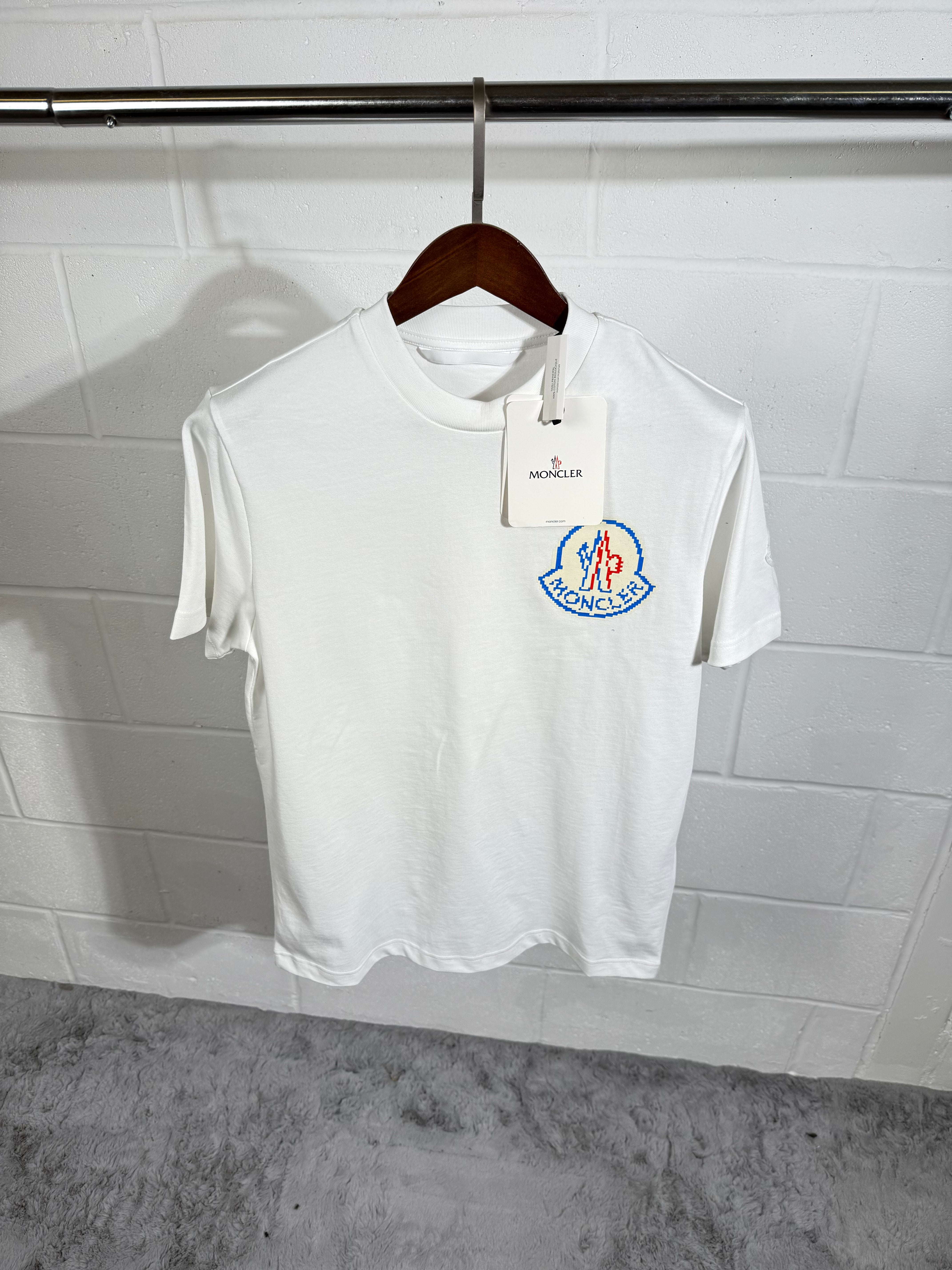 MNCLR graphic logo tee white