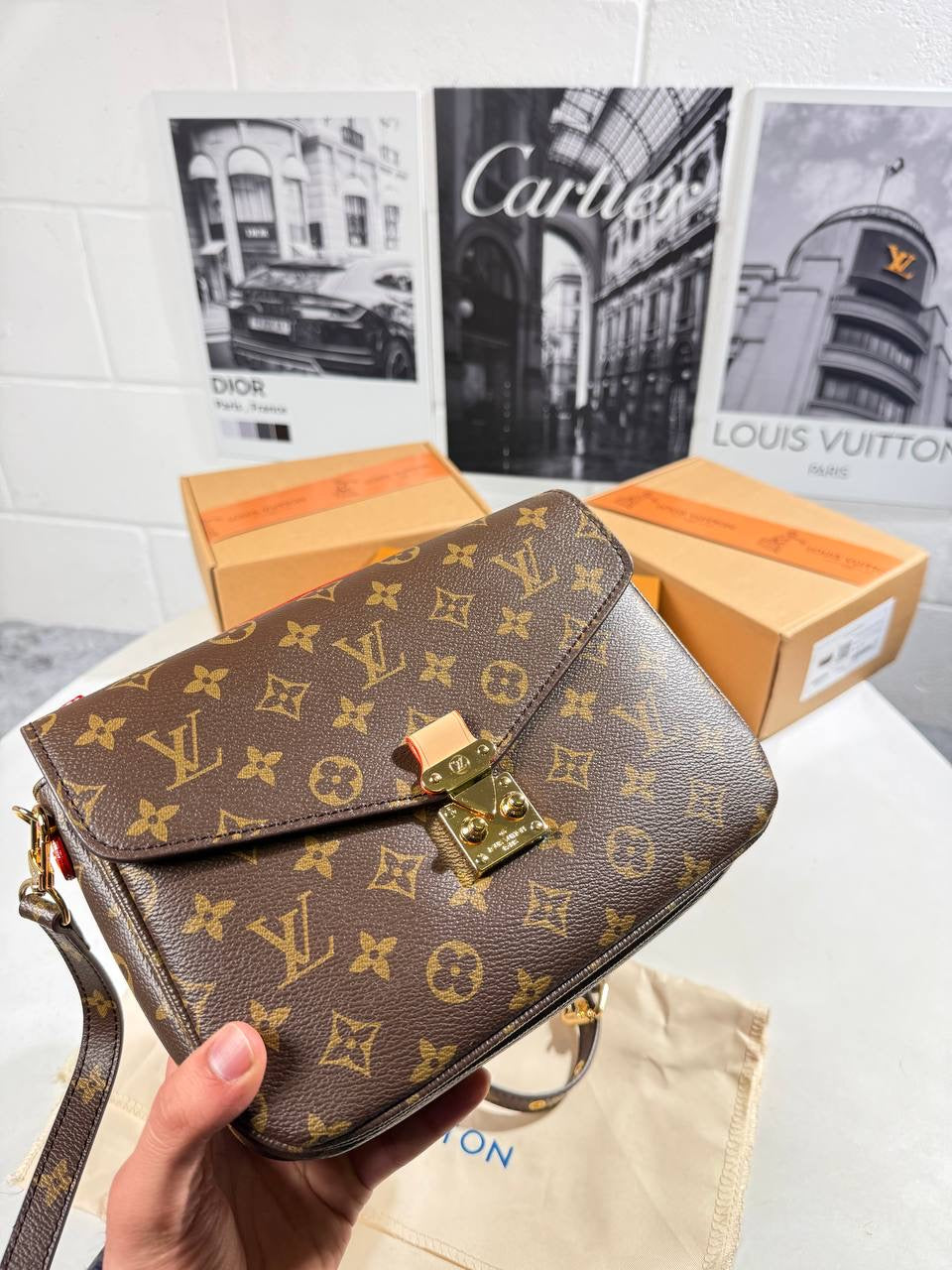 LVE MONOGRAM HANDBAG