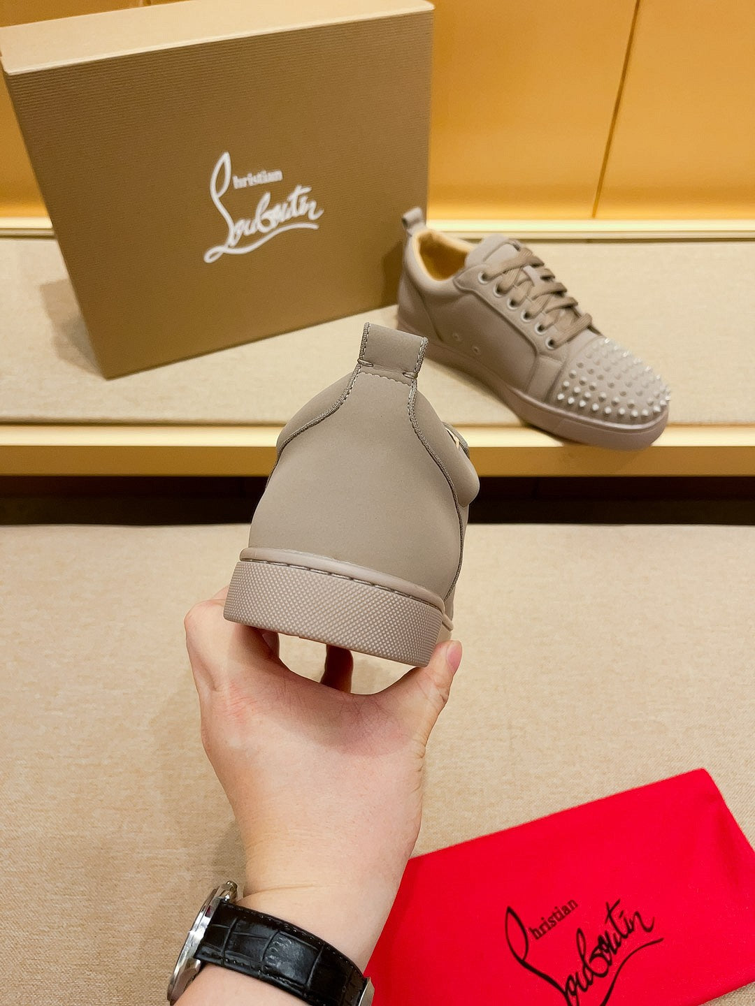 LUBS BEIGE (pre-order)
