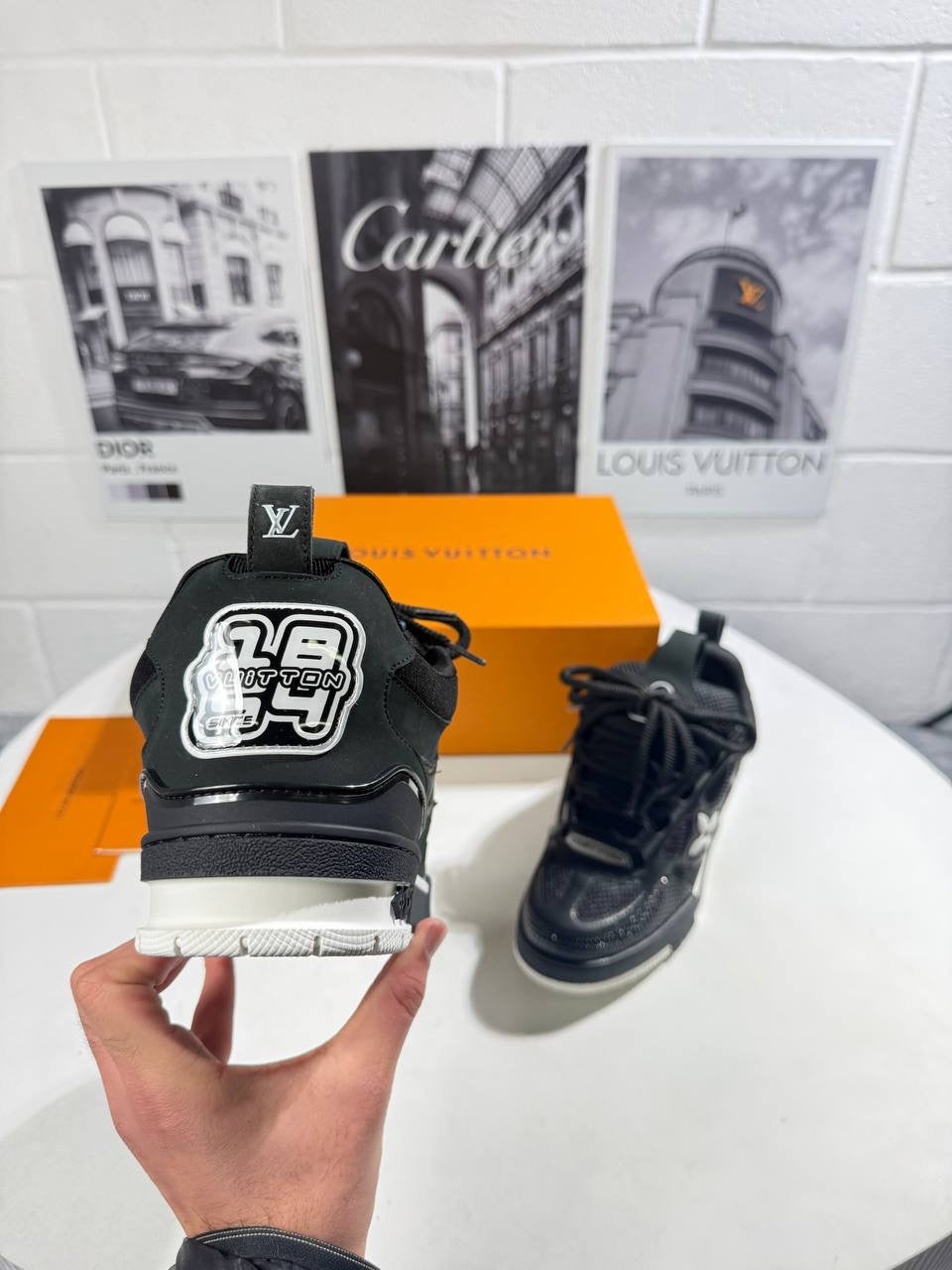 LVE SKATES BLACK & WHITE