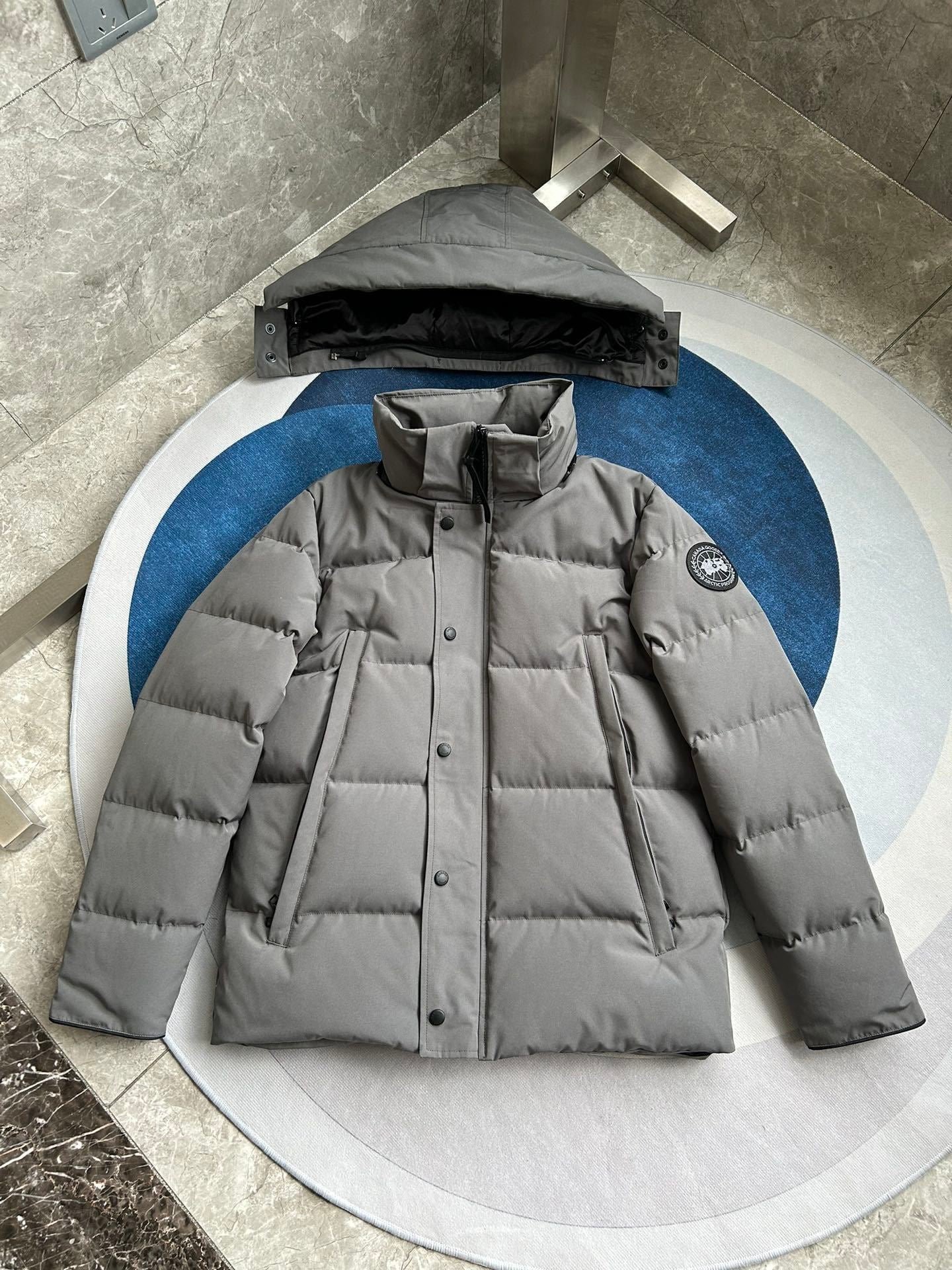 CG BLACK BADGE (pre-order)
