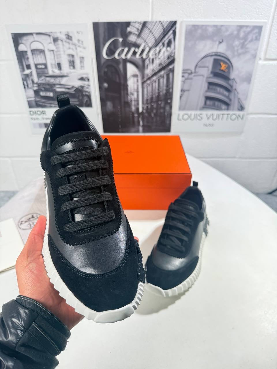 HRMS BOUNCE BLACK&WHITE