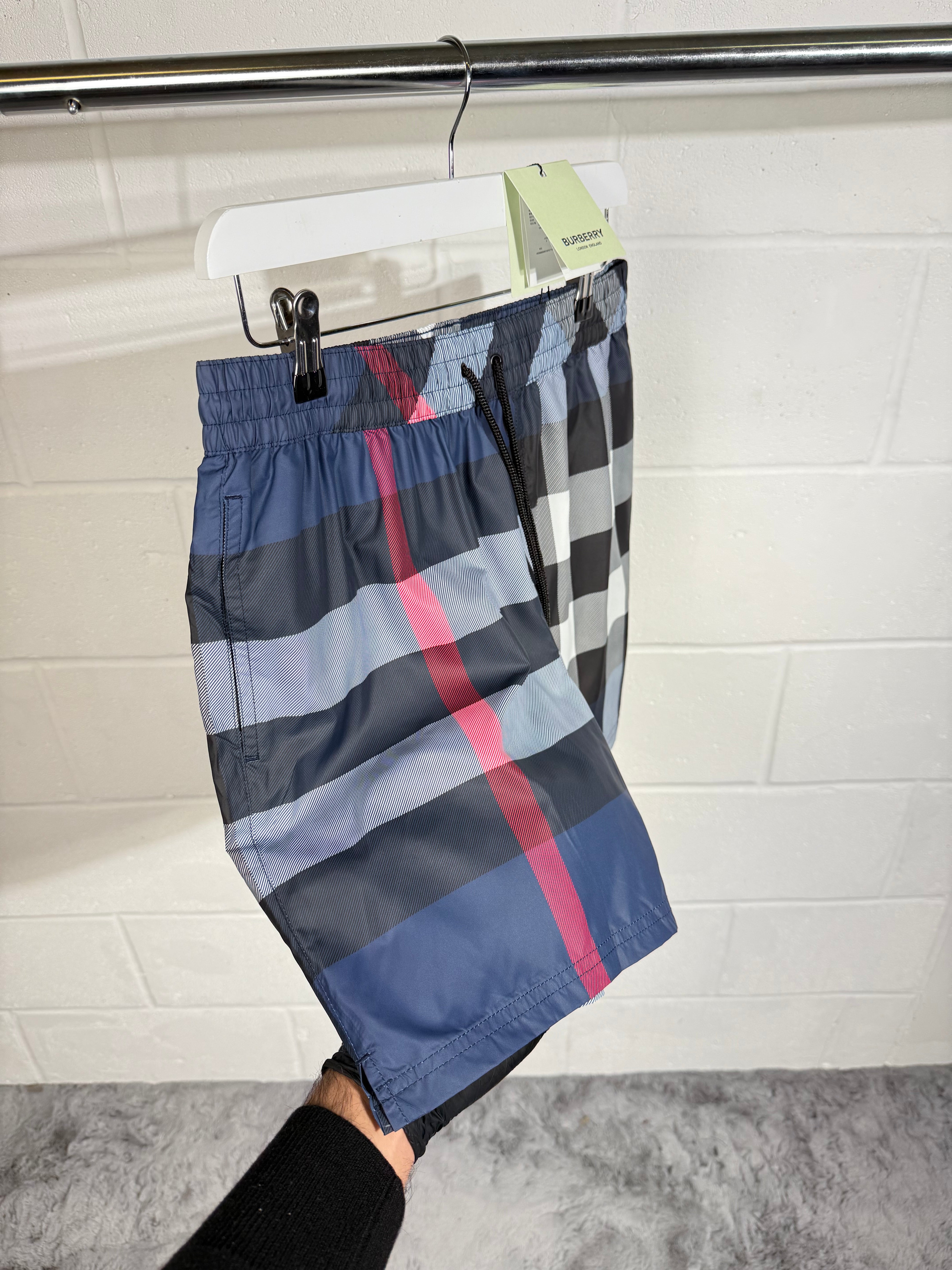 Burb shorts blue