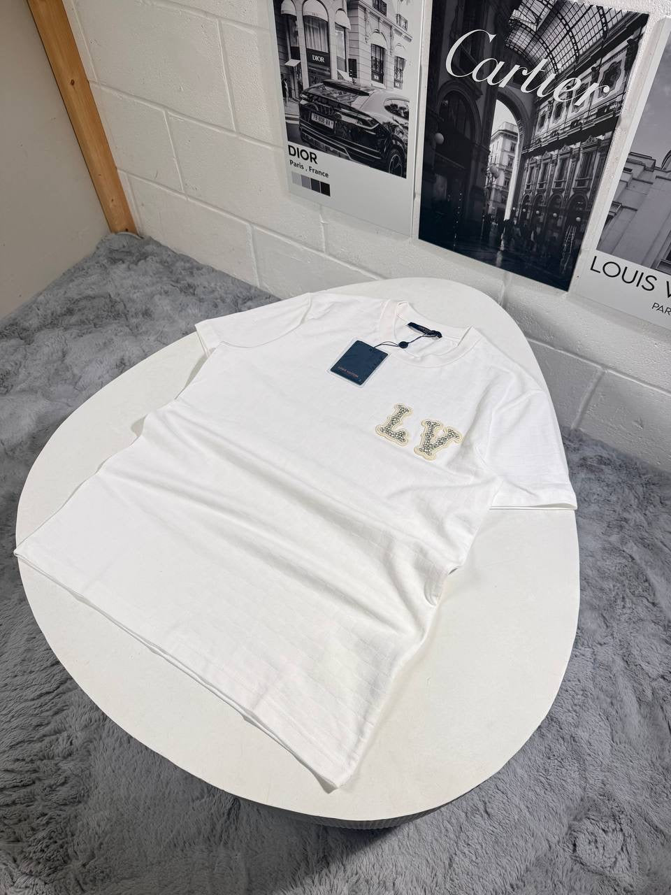 LVE CRYSTAL LOGO TSHIRT