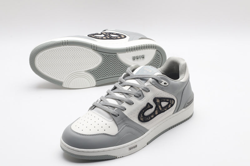 CD sneakers grey (pre-order)