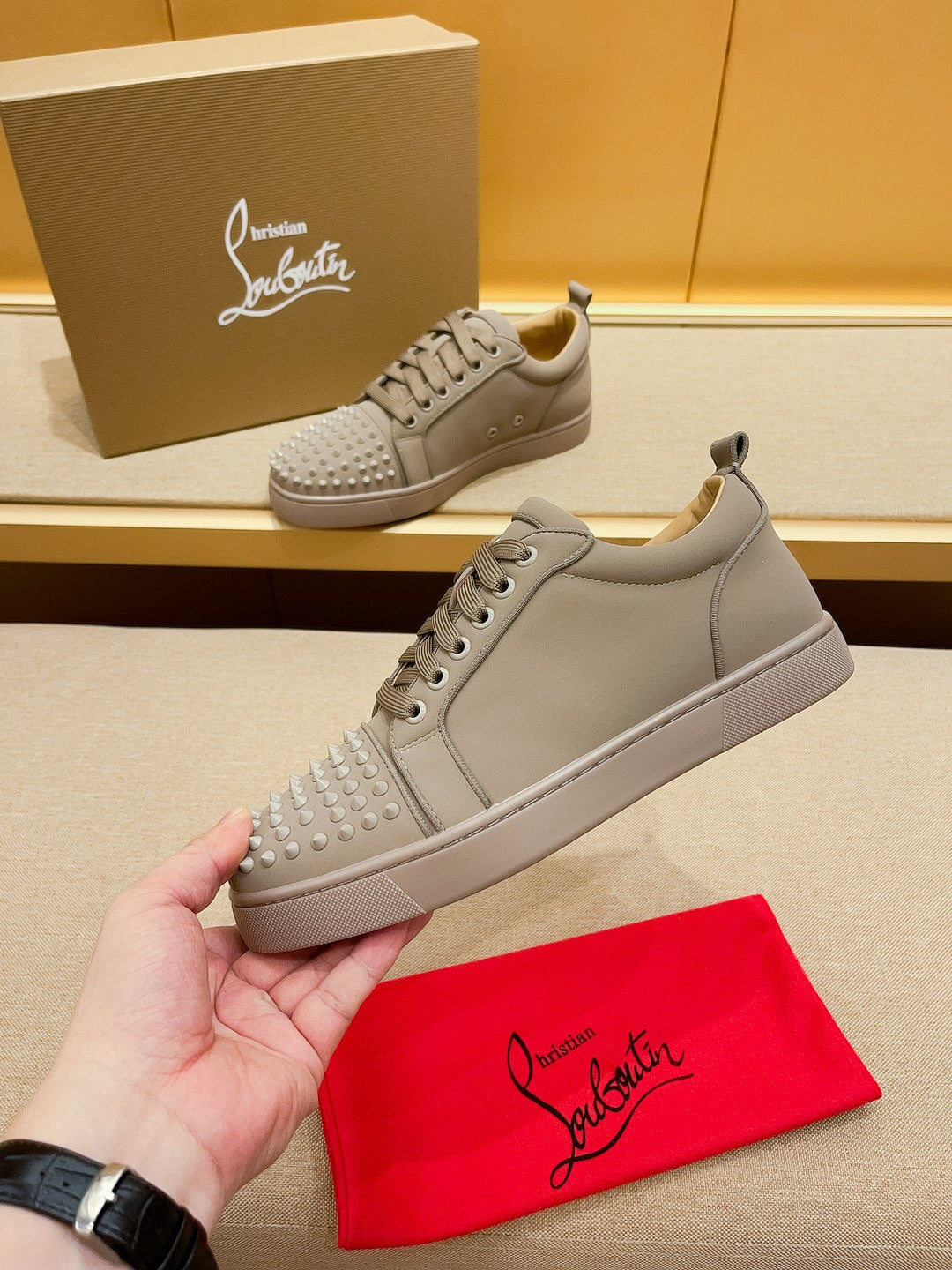 LUBS BEIGE (pre-order)