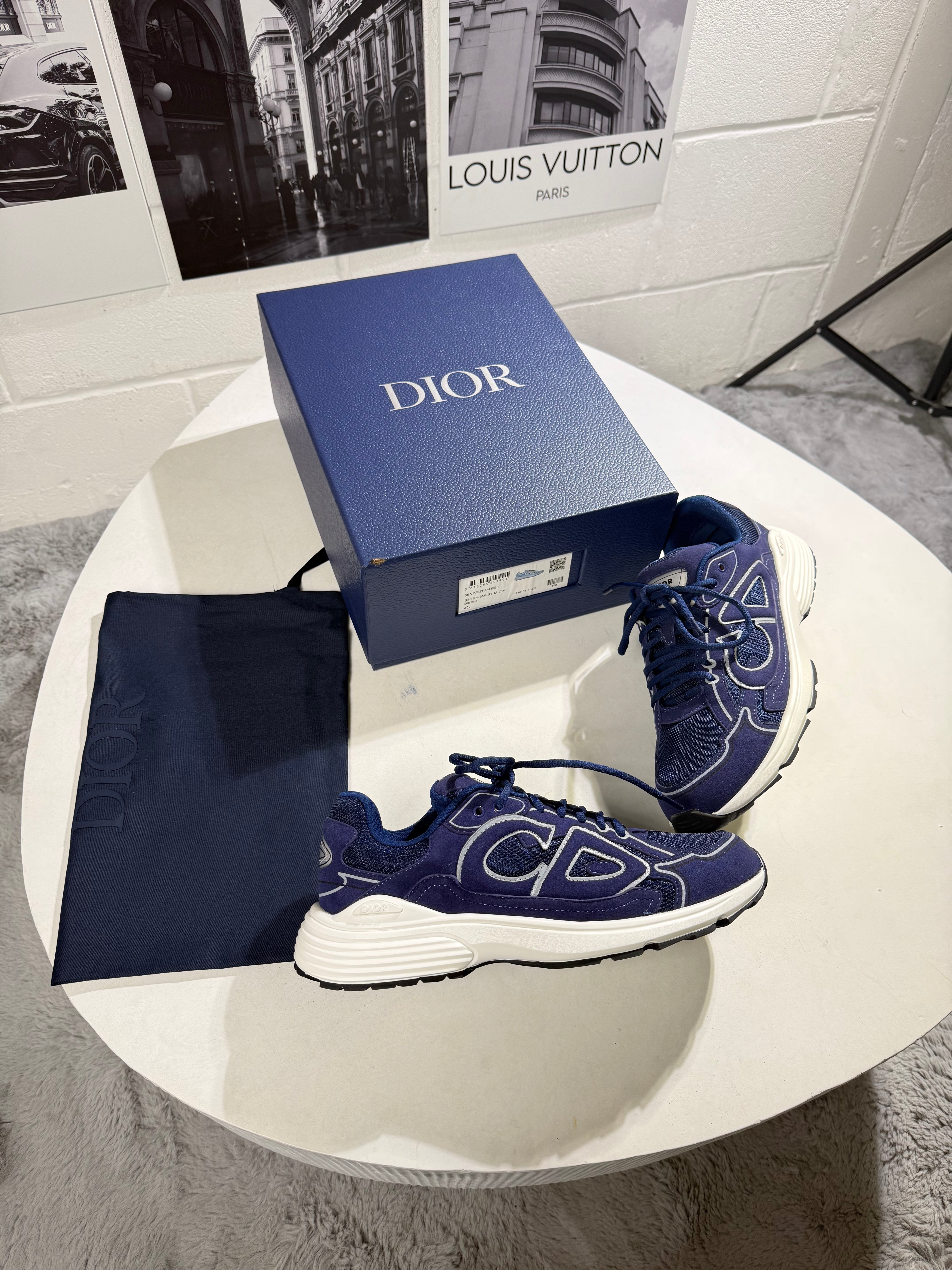 IOR B30 NAVY & WHITE