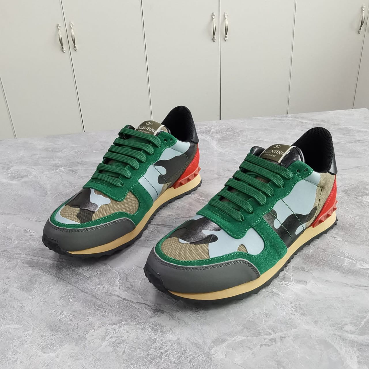 VLTN TRAINERS (pre-order)