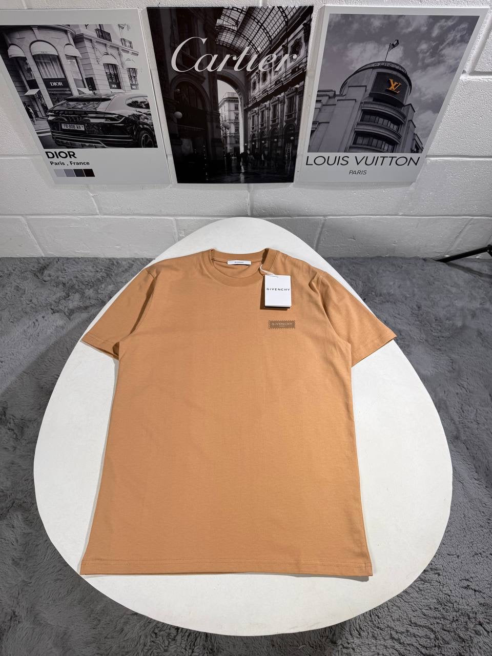 GVNCHY PATCH LOGO TSHIRT