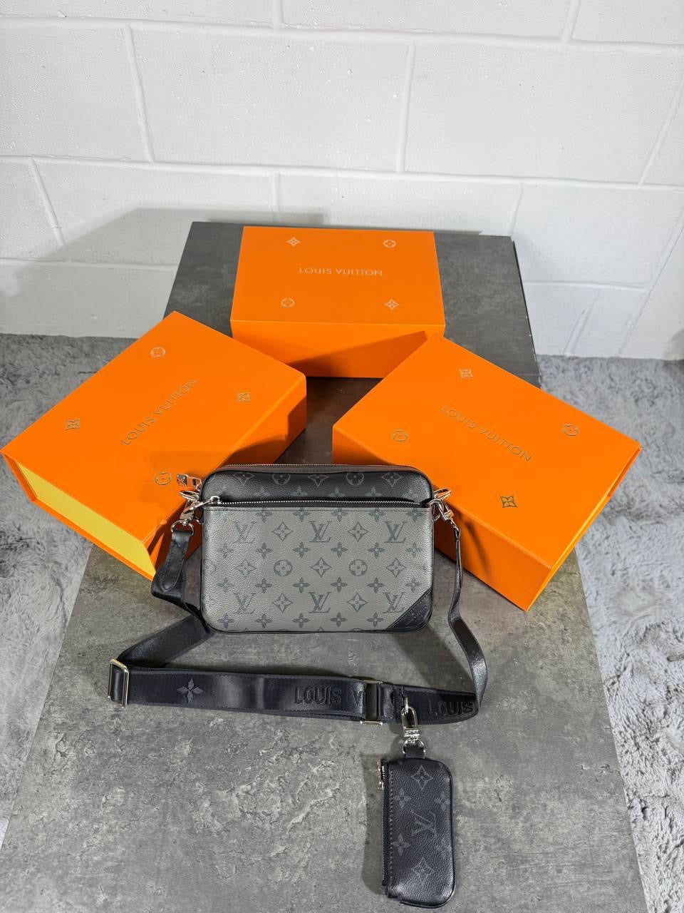 LVE TRIO BAG
