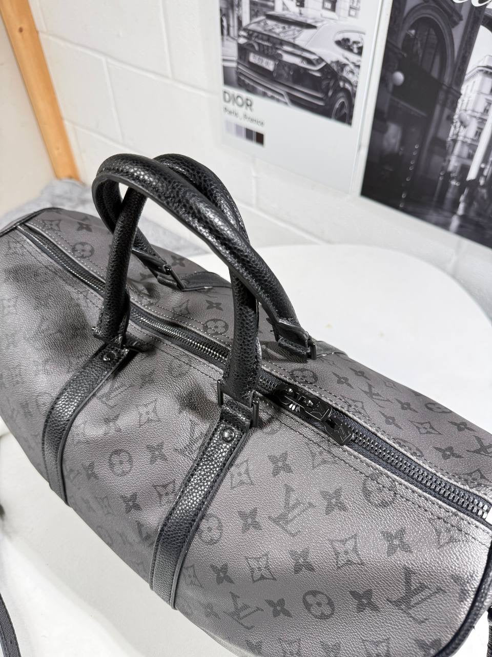 LVE MONOGRAM TRAVEL BAG