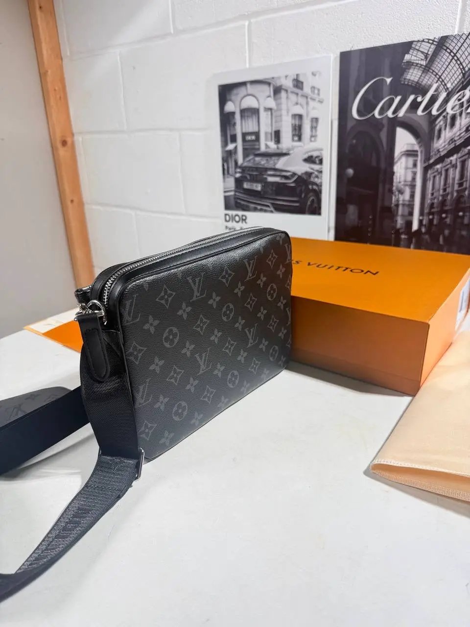 LVE TRIO BAG