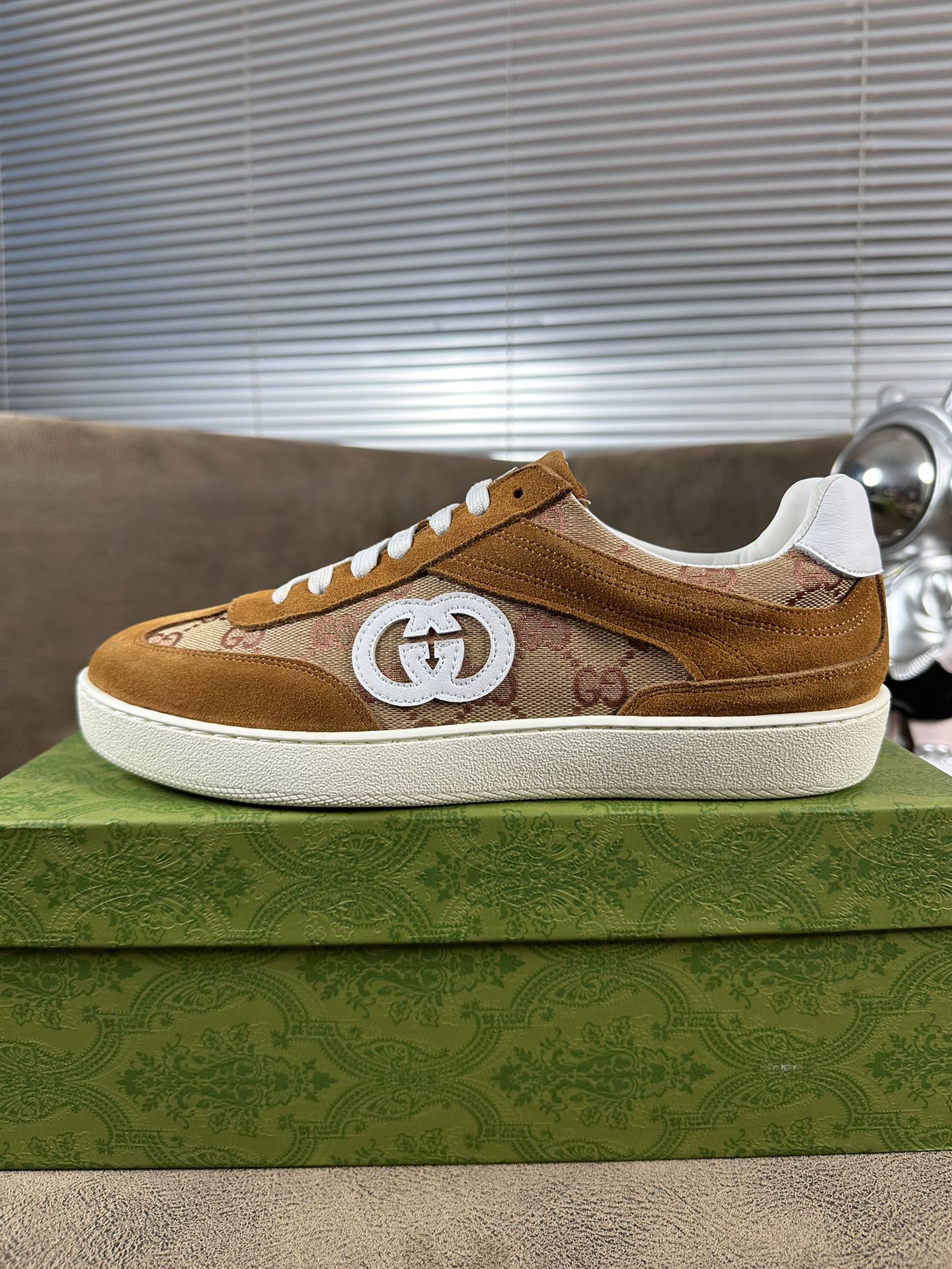 UCCI SNEAKERS CLASSIC (pre-order)