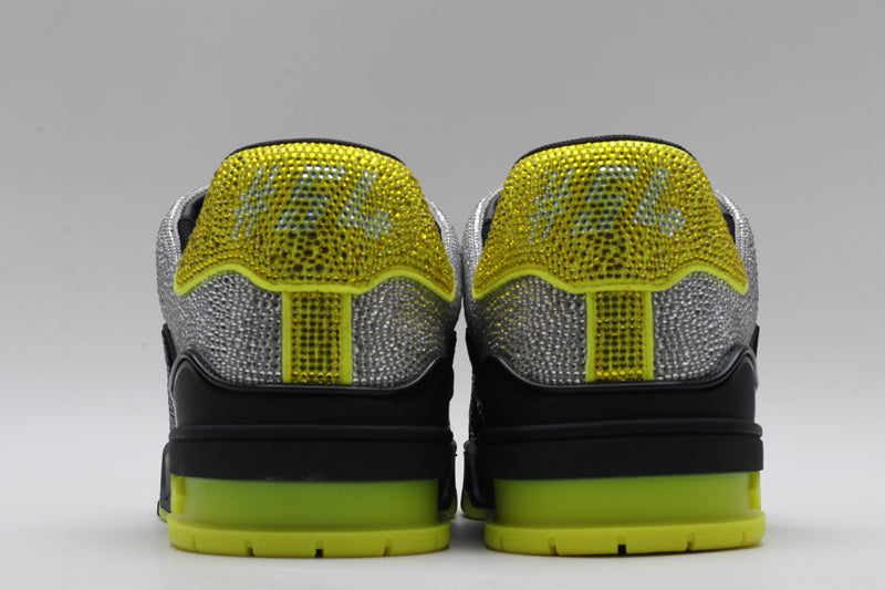 LVE SPECIAL EDITION (pre-order)