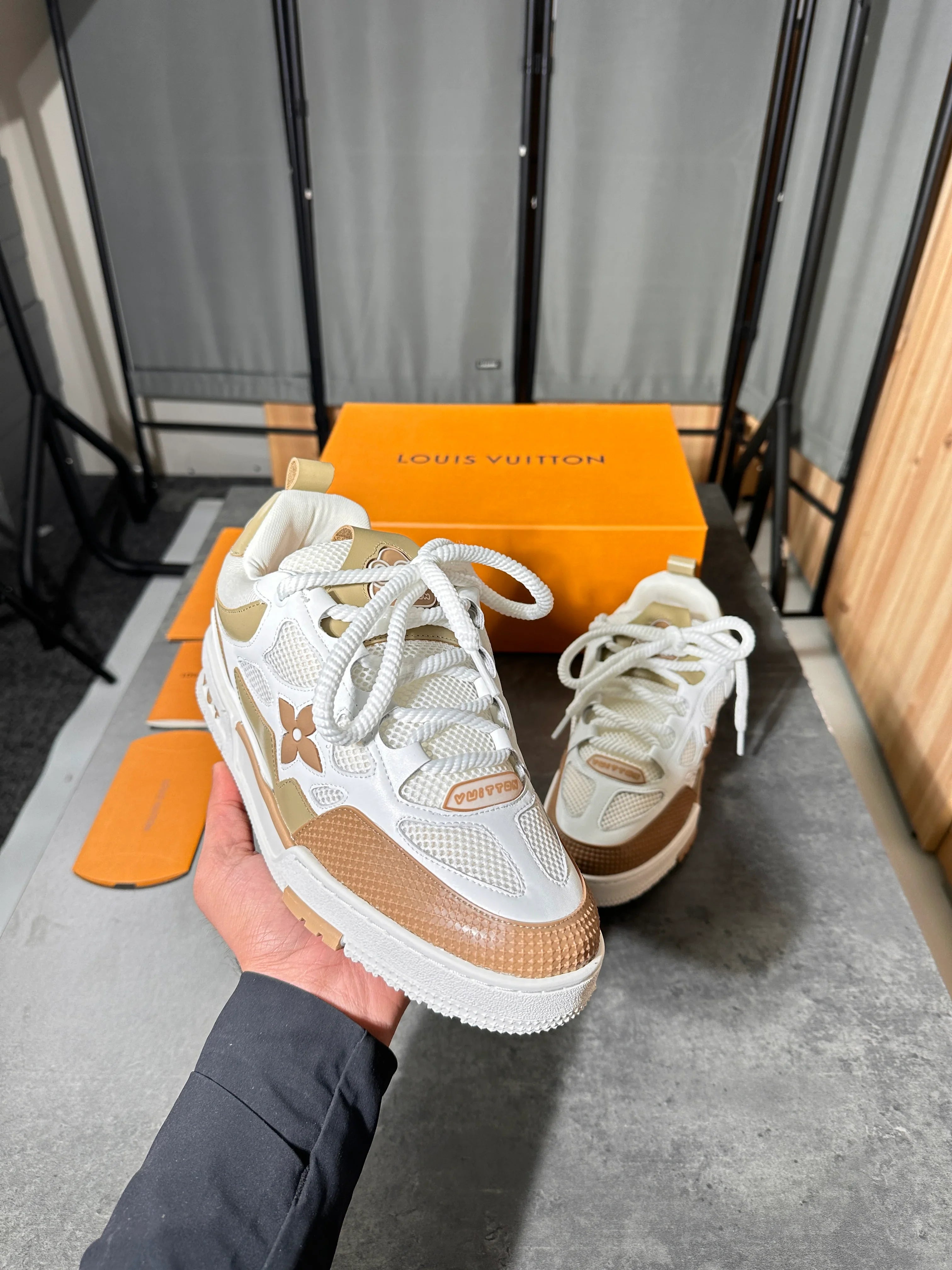 Patins Louis Vuitton beige