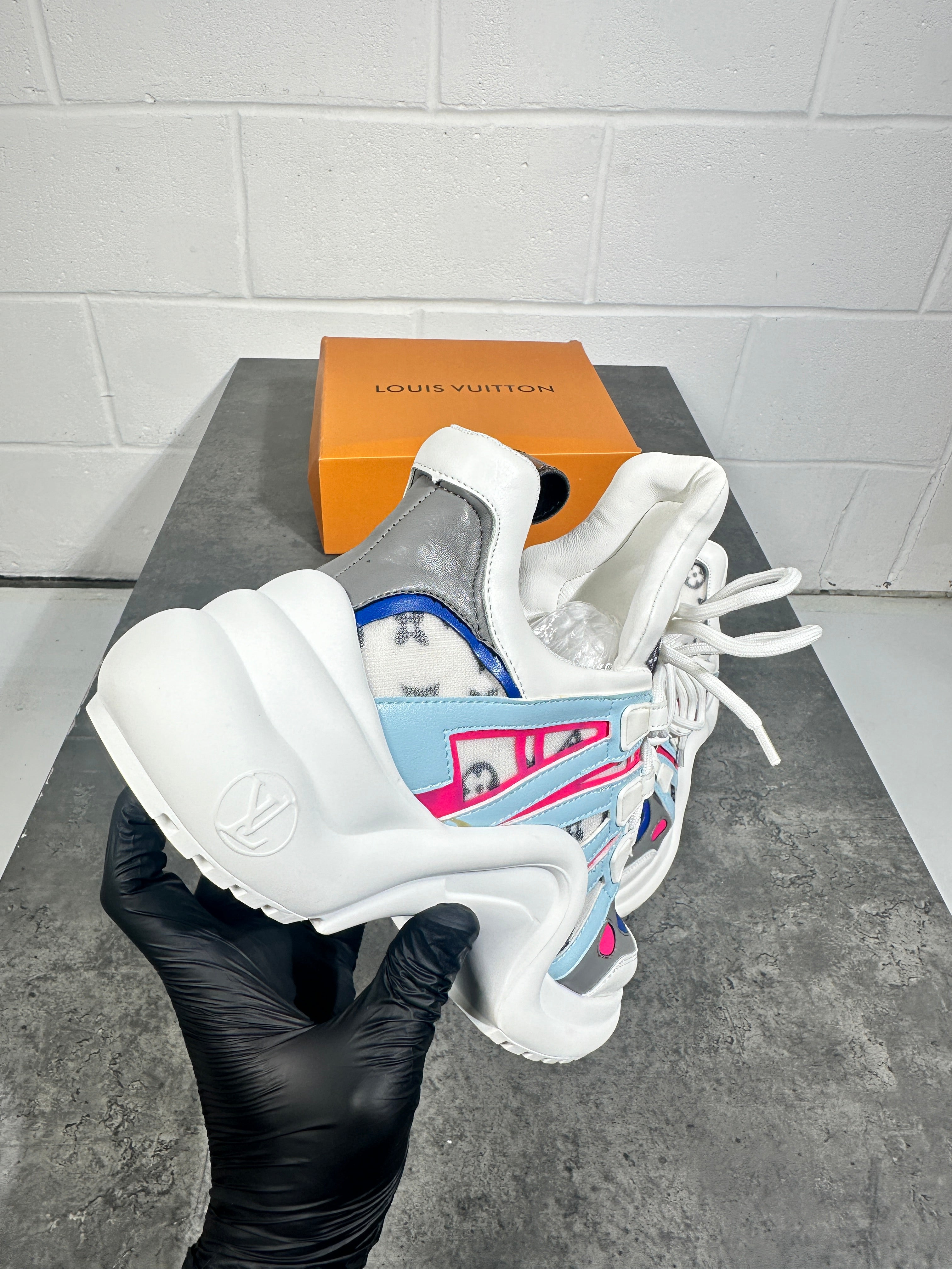 Lv arch trainers