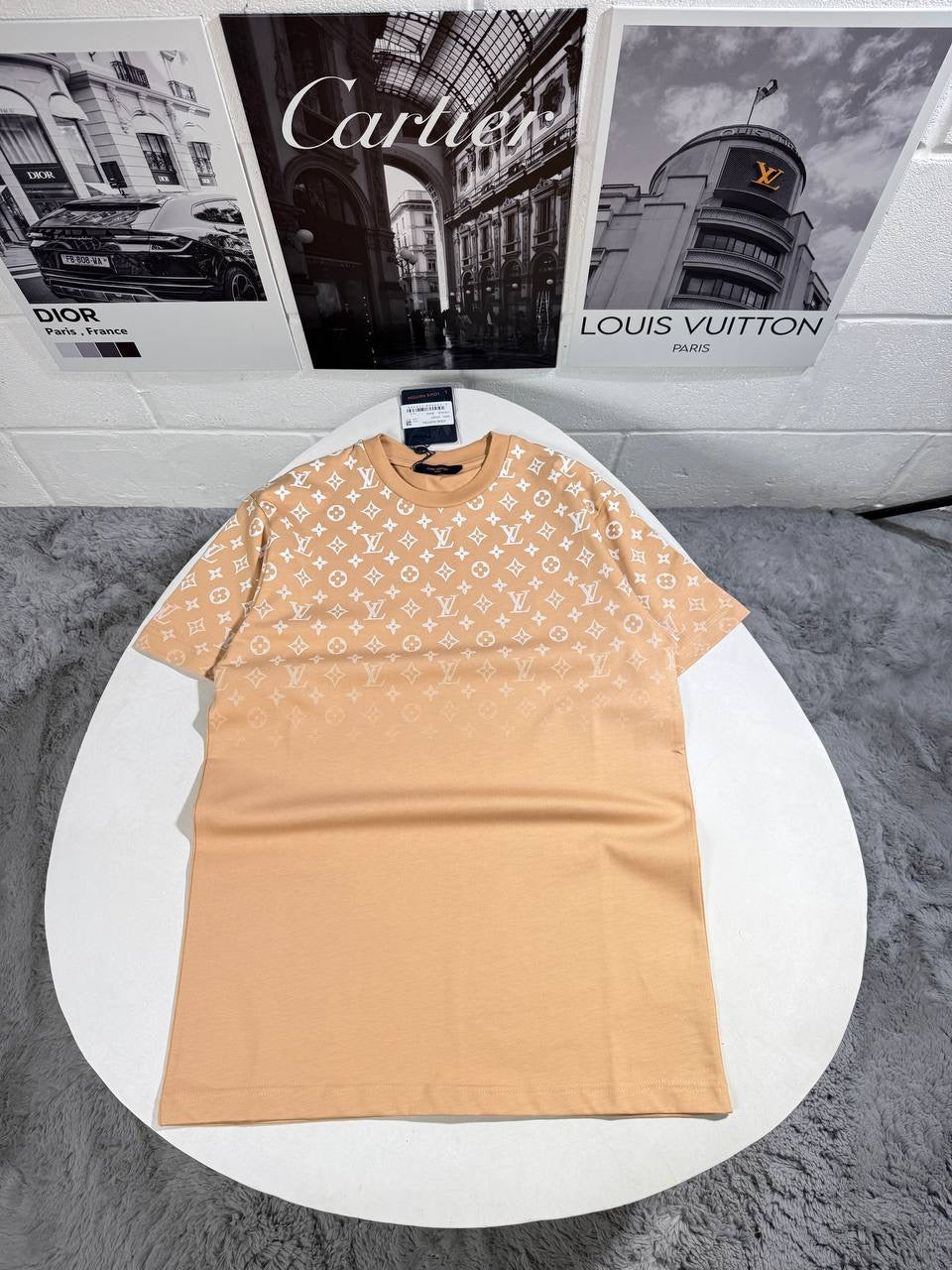 LVE GRADIENT T SHIRT