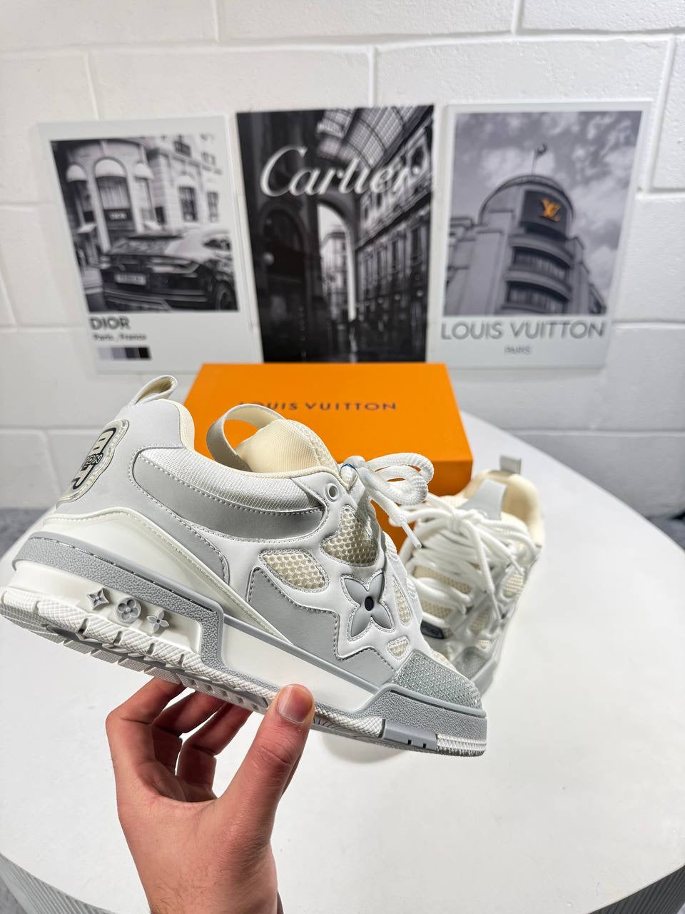 LVE SKATES GREY & WHITE