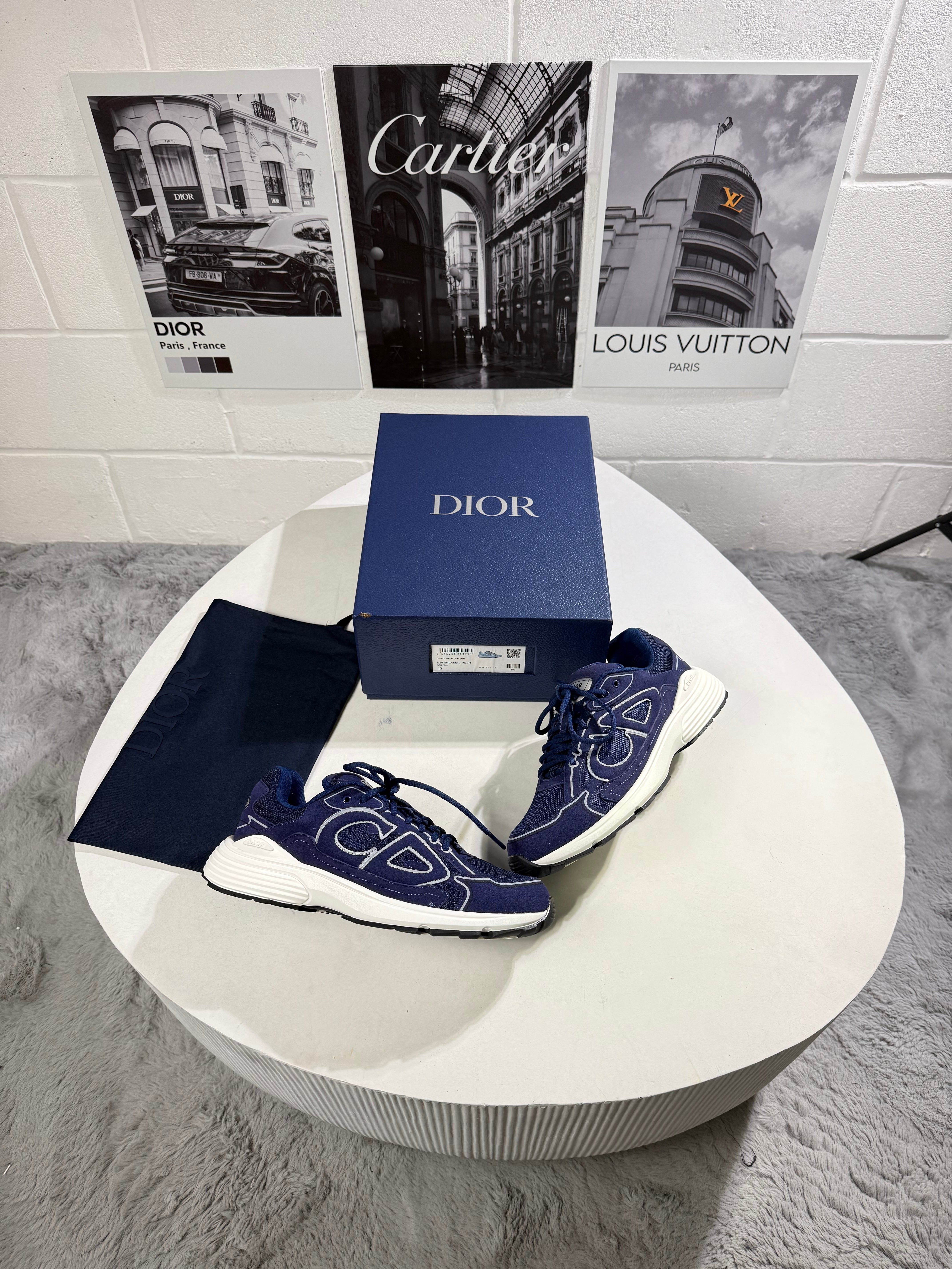 IOR B30 NAVY & WHITE