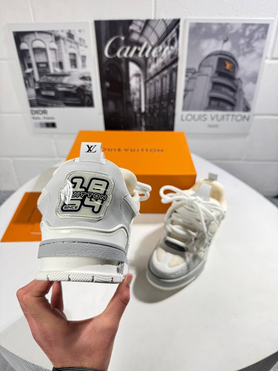 LVE SKATES GREY & WHITE