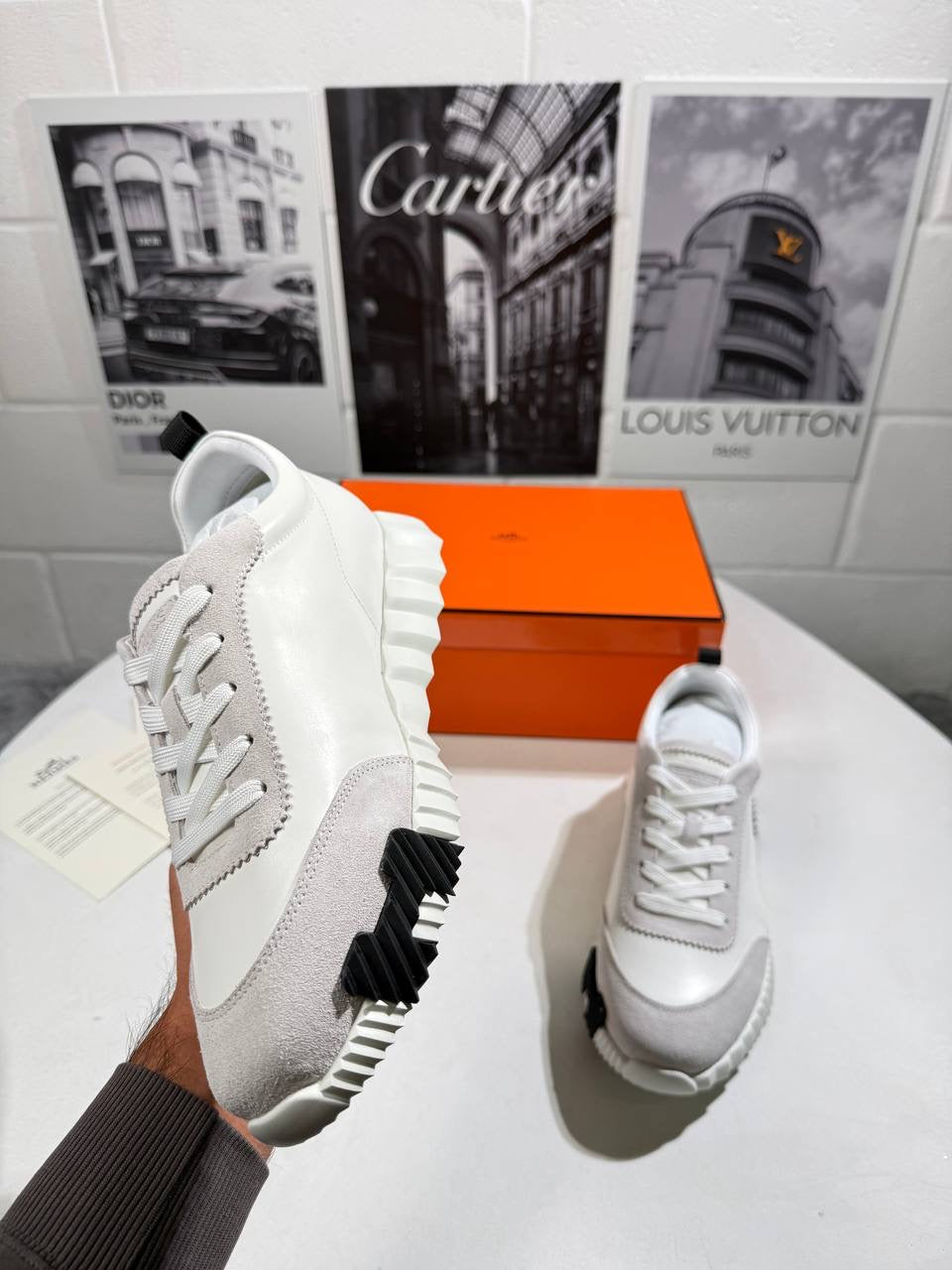 HRMS FULL WHITE