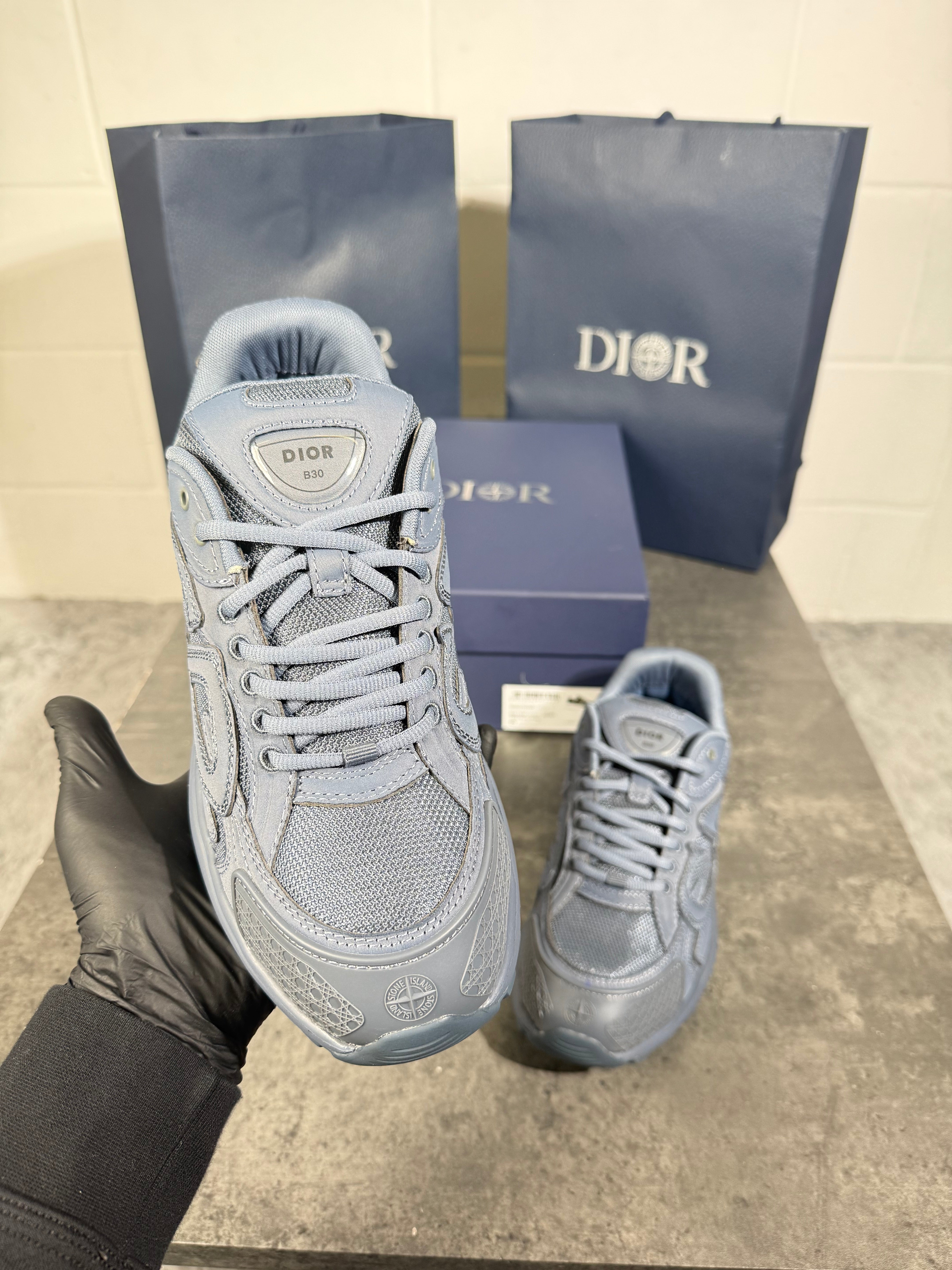 Si x B30 dark grey