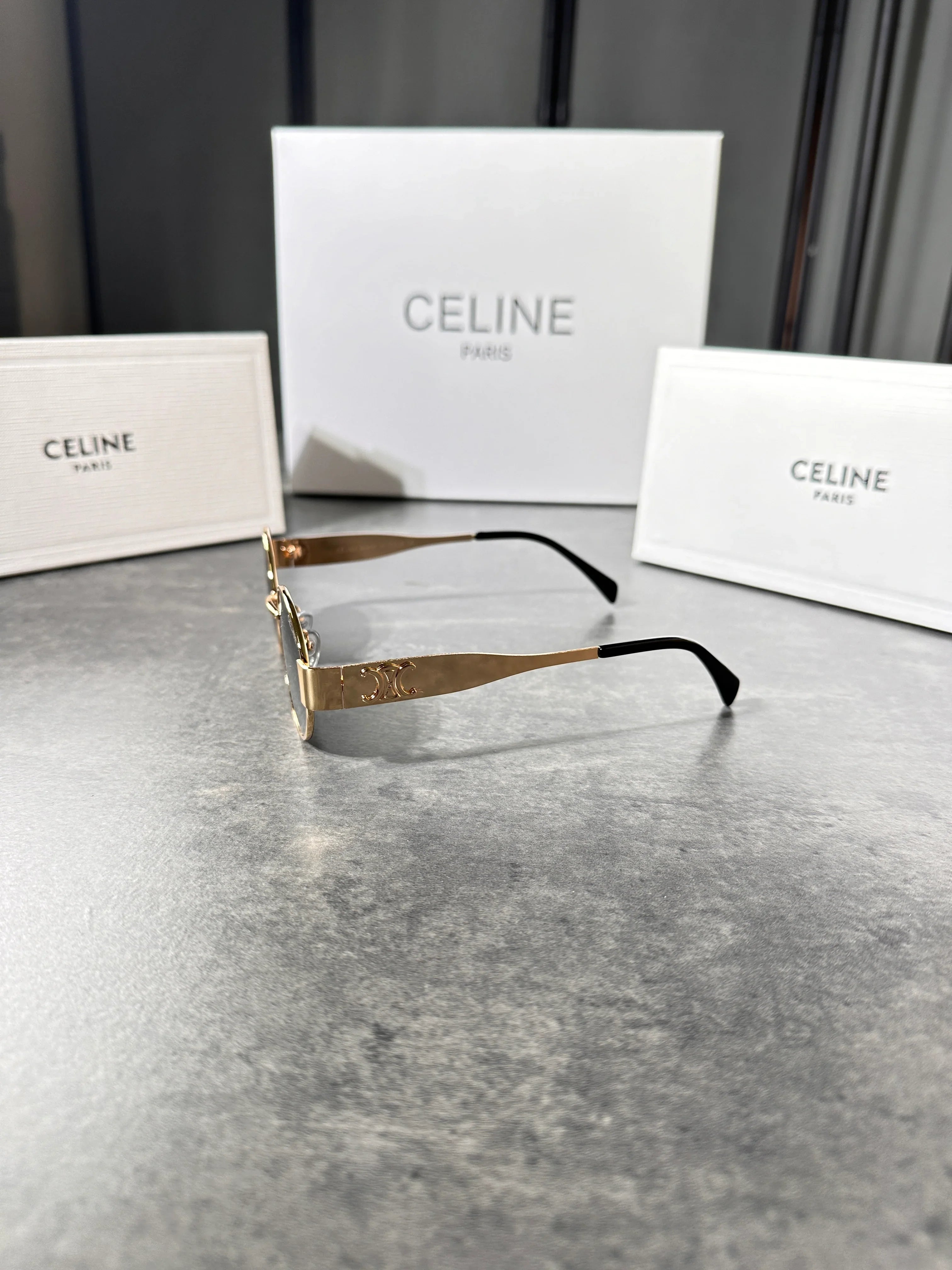Céline - lunettes dorées