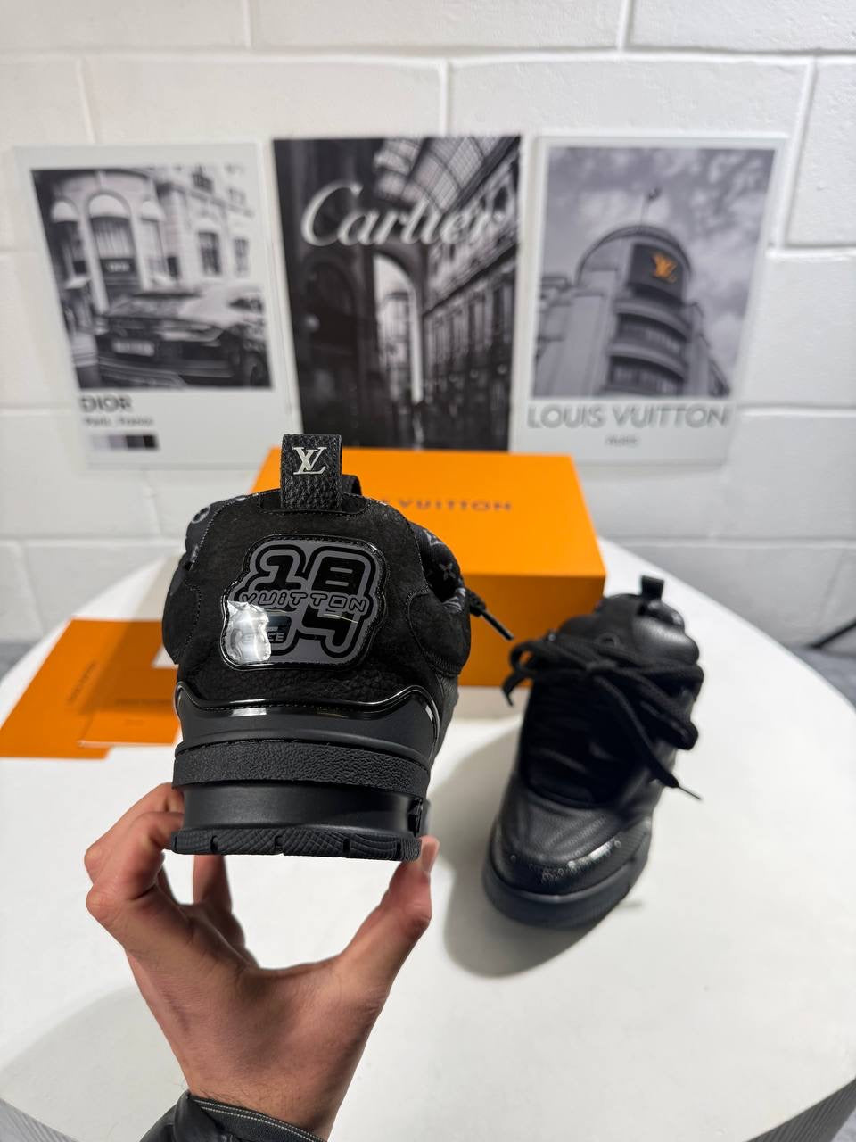 LVE FULL BLACK EDITION