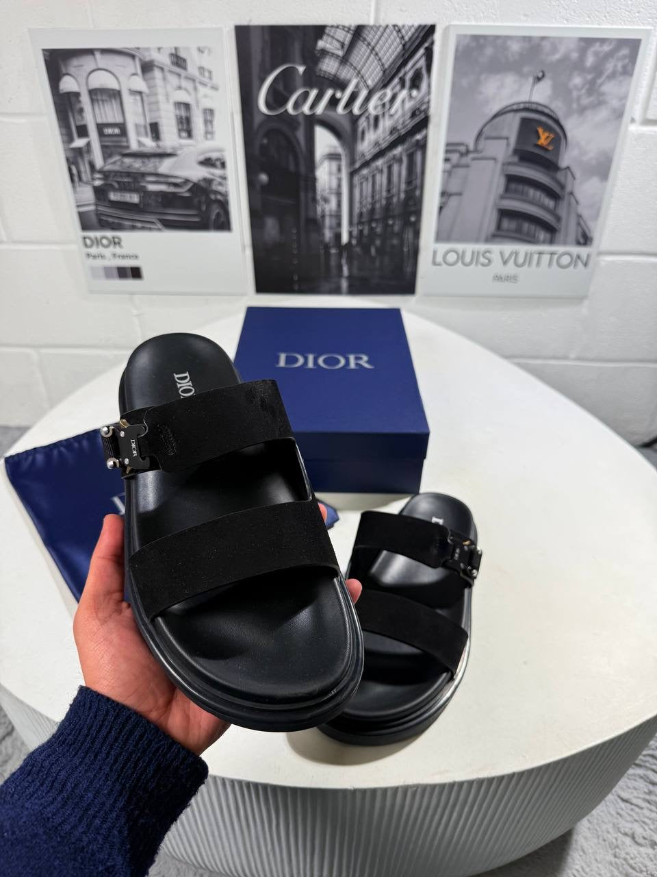 IOR AQUA SANDAL BLACK SUEDE