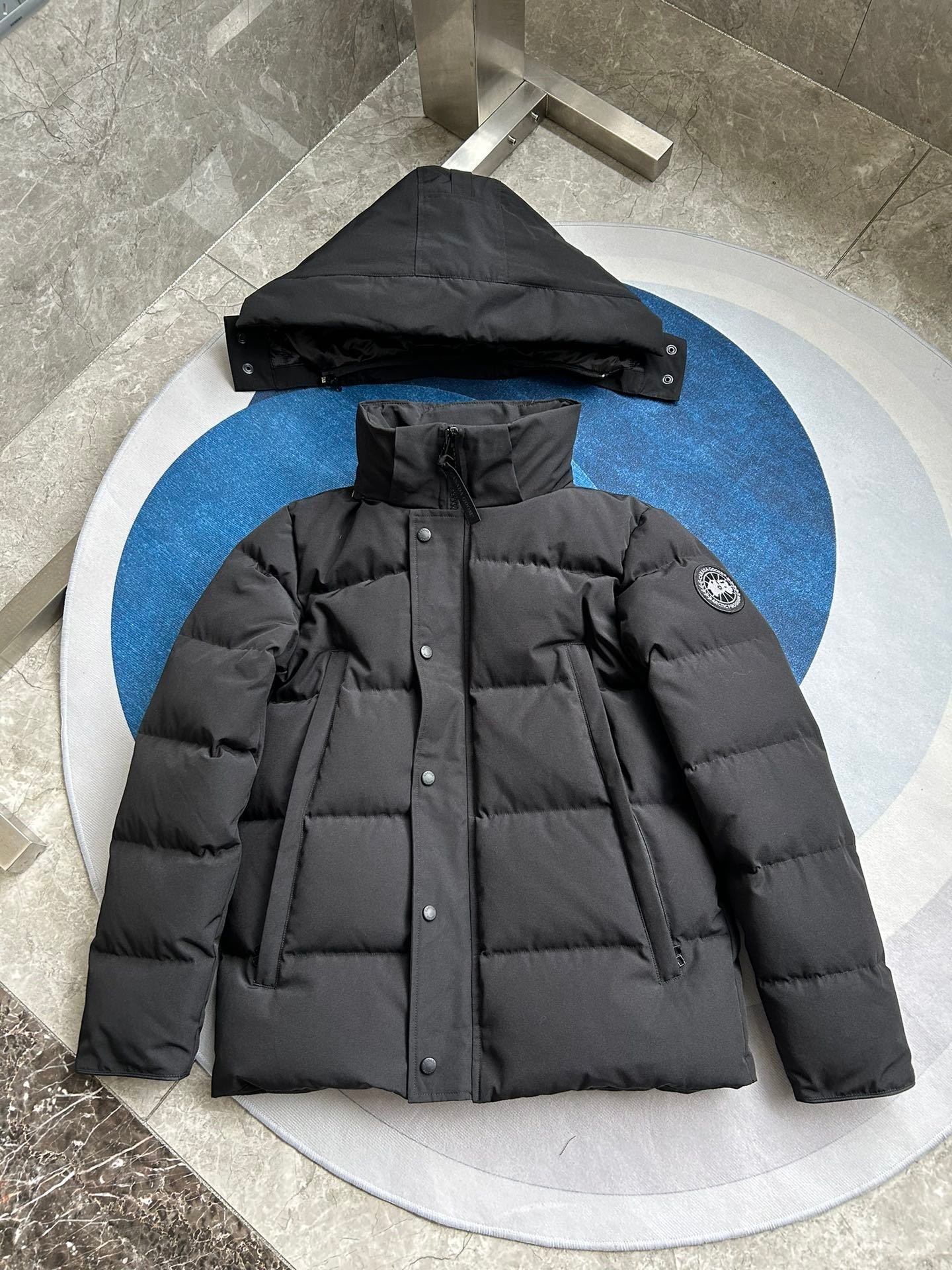 CG BLACK BADGE (pre-order)