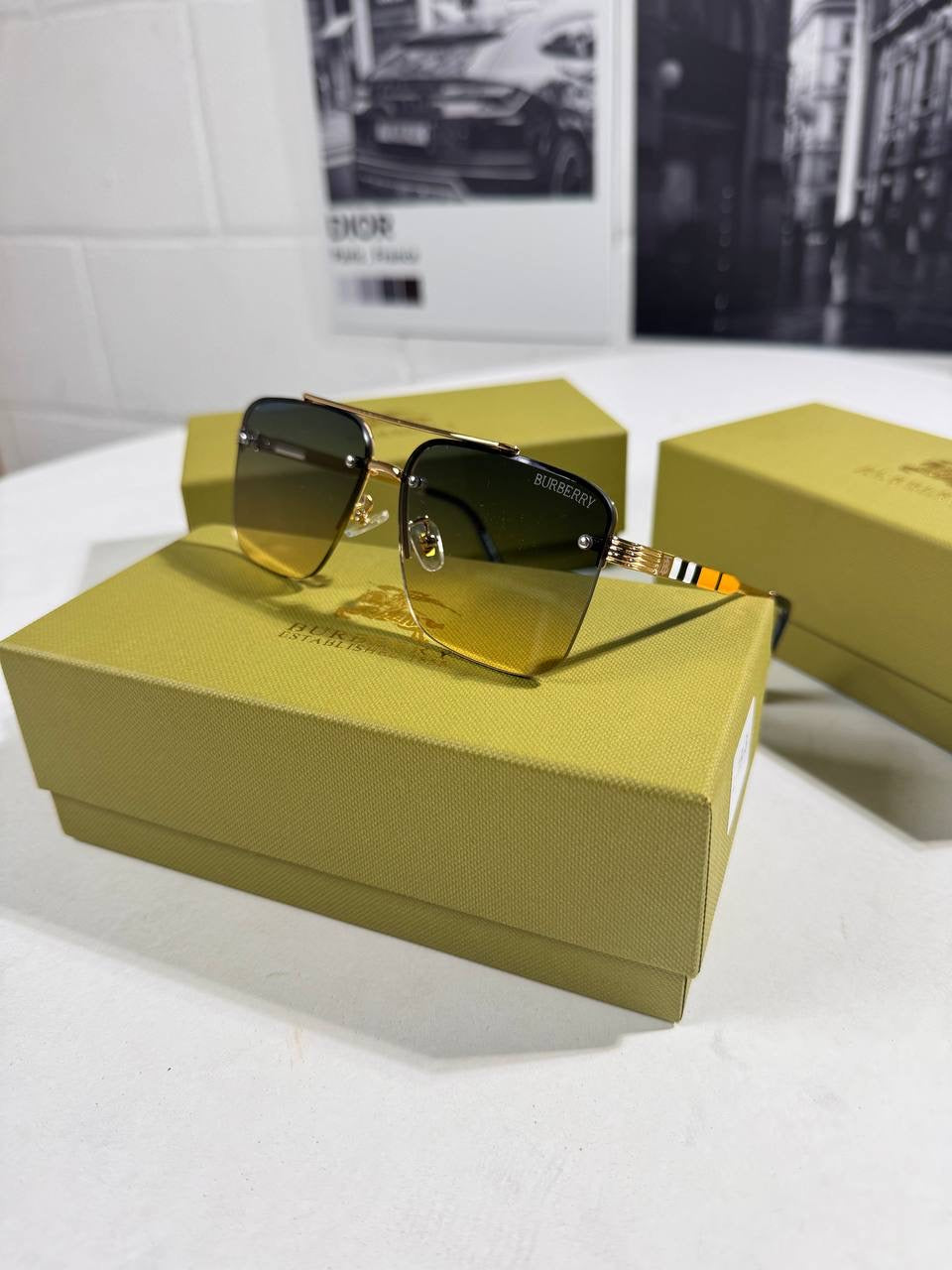 BURB SUNGLASSES GOLD MEN