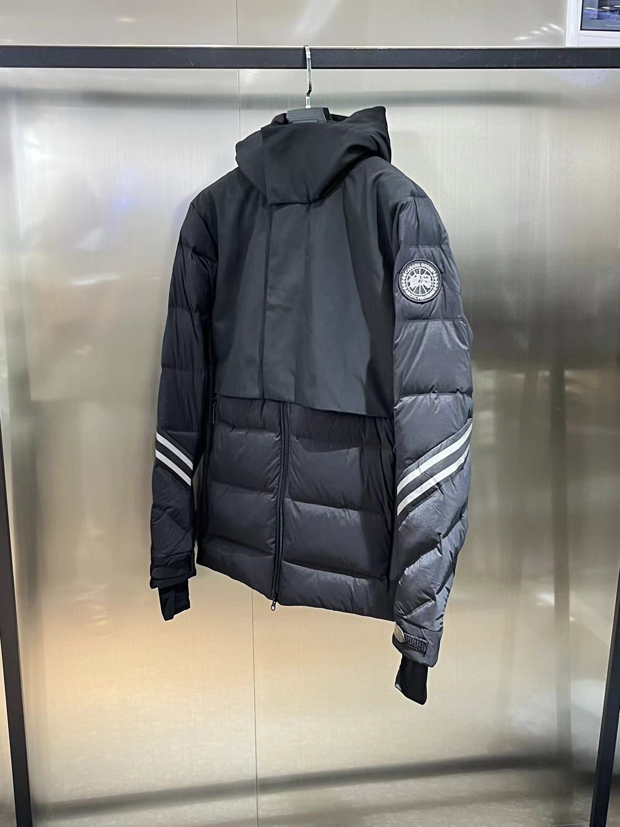 CG BLACK BADGE (pre-order)