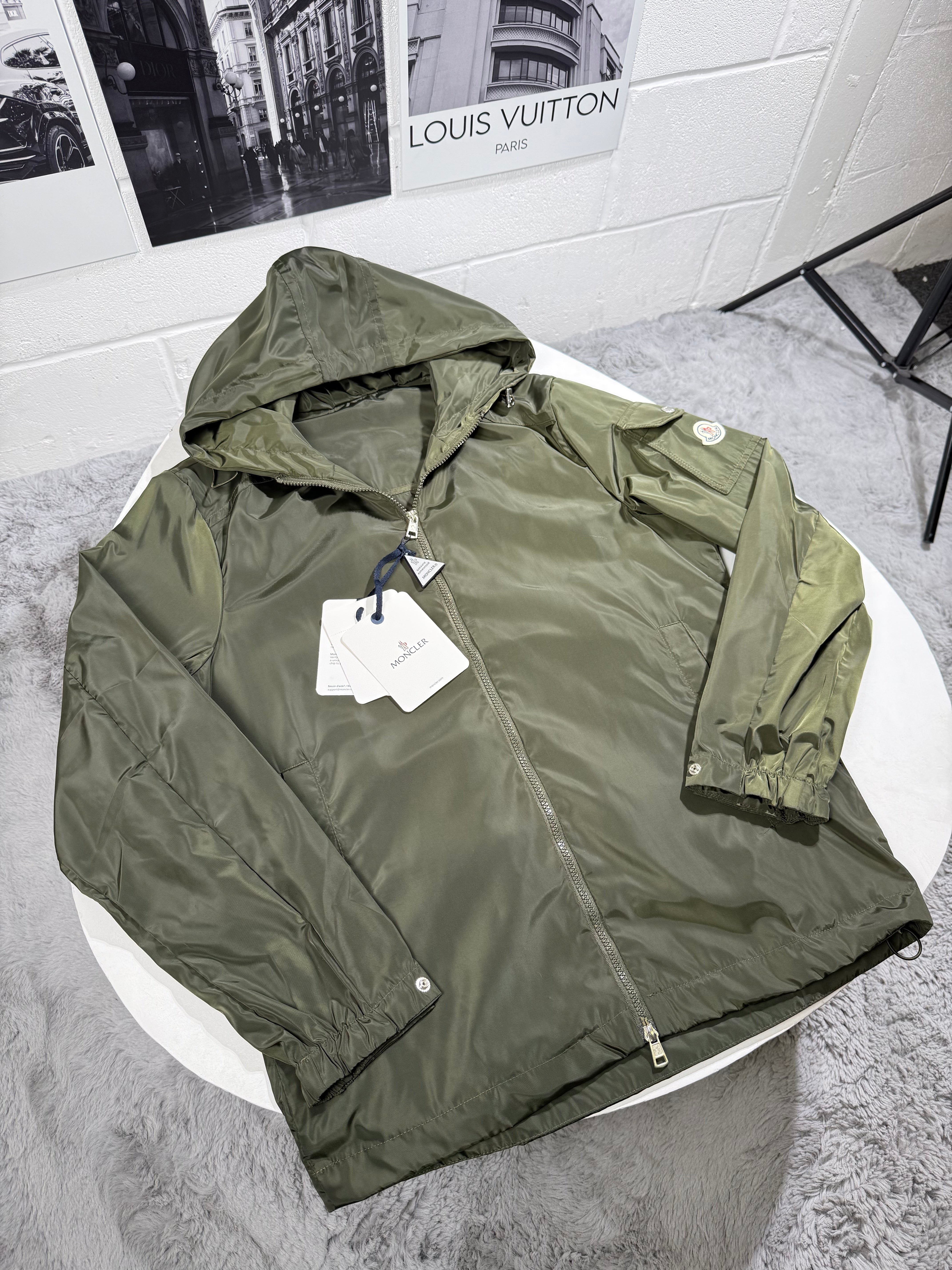 MNCLR POCKET LOGO JACKET