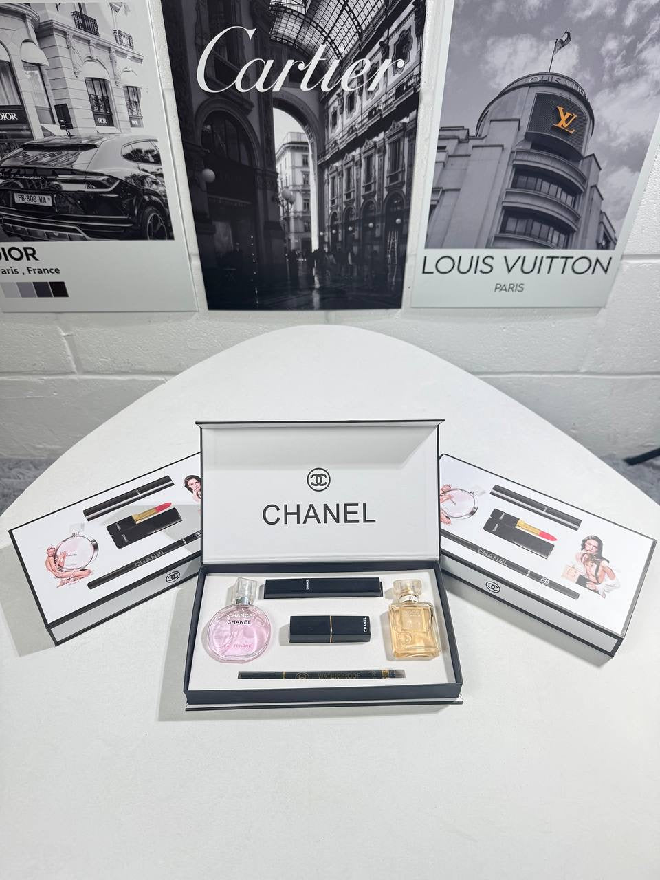 CHNL MAKEUP SET